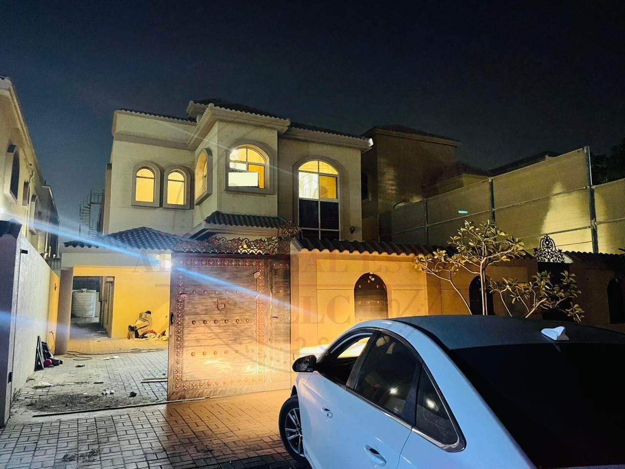 Spacious 5 Bedroom Villa with Hall, Majlis & Maid Room in Al Mowaihat 1 – Just 110K