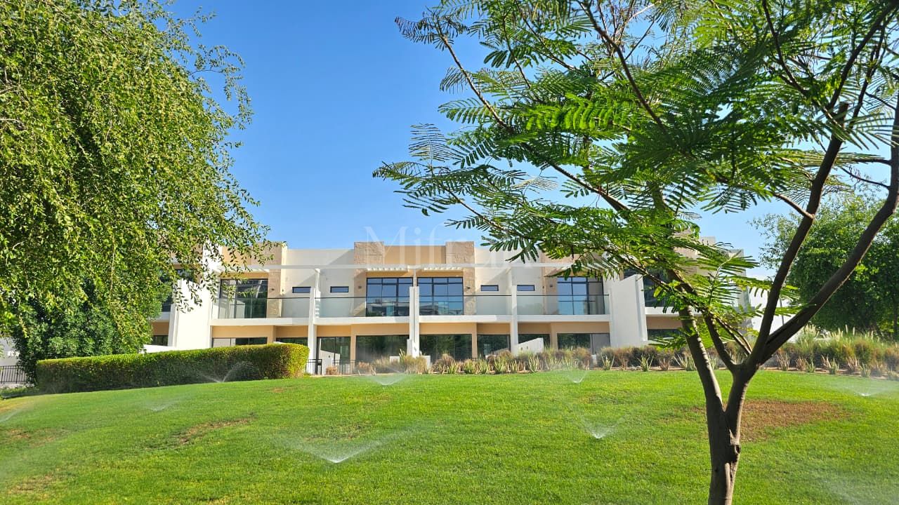 MODERN 4BR HOME IN PHOENIX | SPACIOUS FAMILY TOWNHOUSE