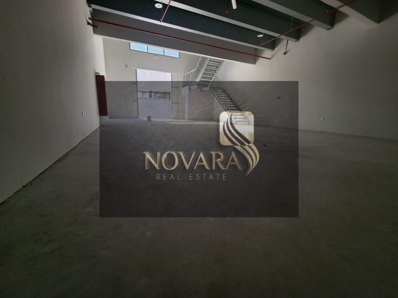 A great opportunity to rent a brand-new warehouse in a busy industrial area of Ajman — ideal for small and medium-sized businesses.