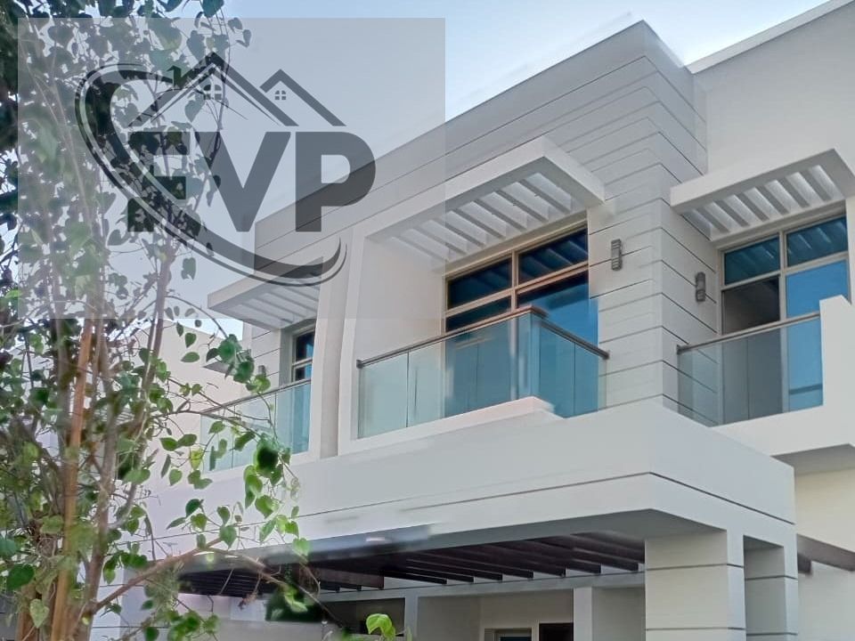 Spacious 4BHK+ Maids | Unfurnished | Ready To Move