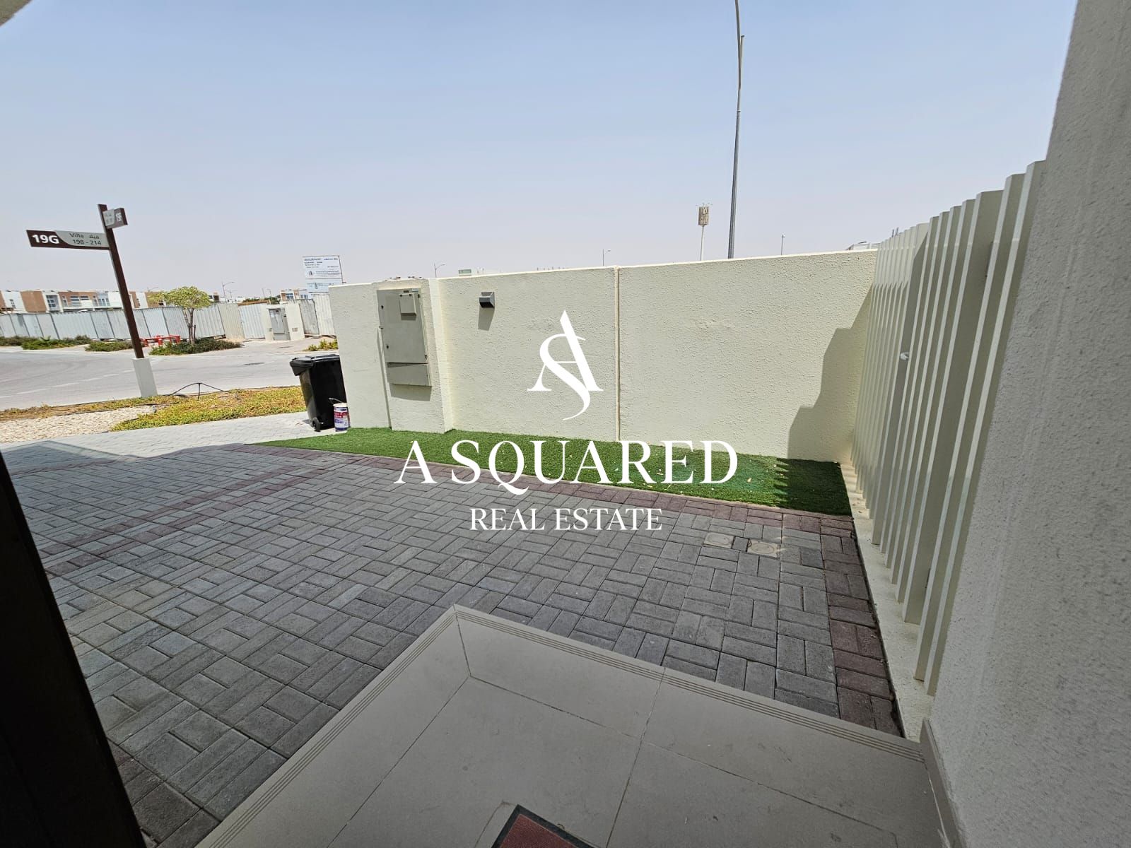 END CORNER VILLA | BEST PRICE | BIG PLOT