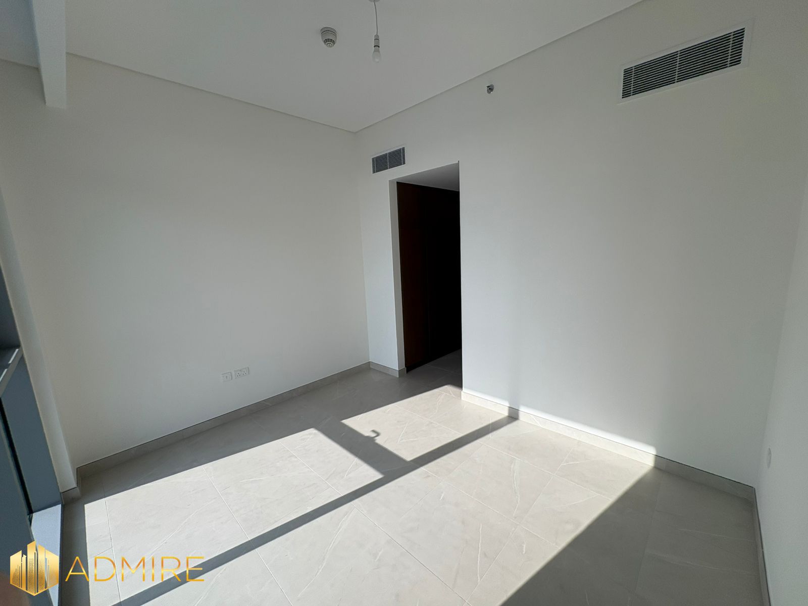 Canal View | Vacant | 2 Bedroom Plus Maids Room | Middle Floor | 2 Cheques