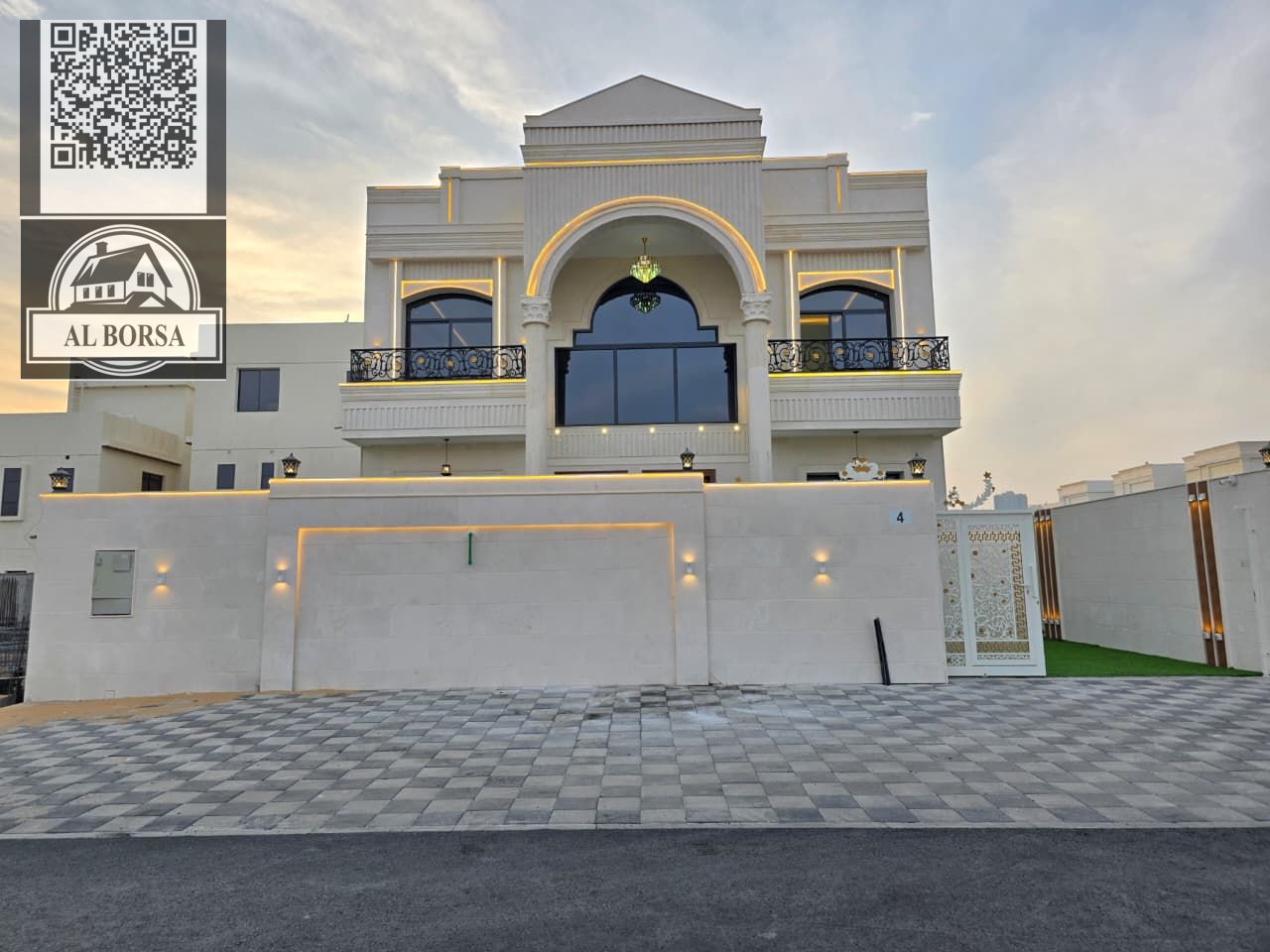 Villa for sale in Al Helio, Ajman. 5 master bedrooms, majlis, living room with kitchen and maid's room. Spacious area.