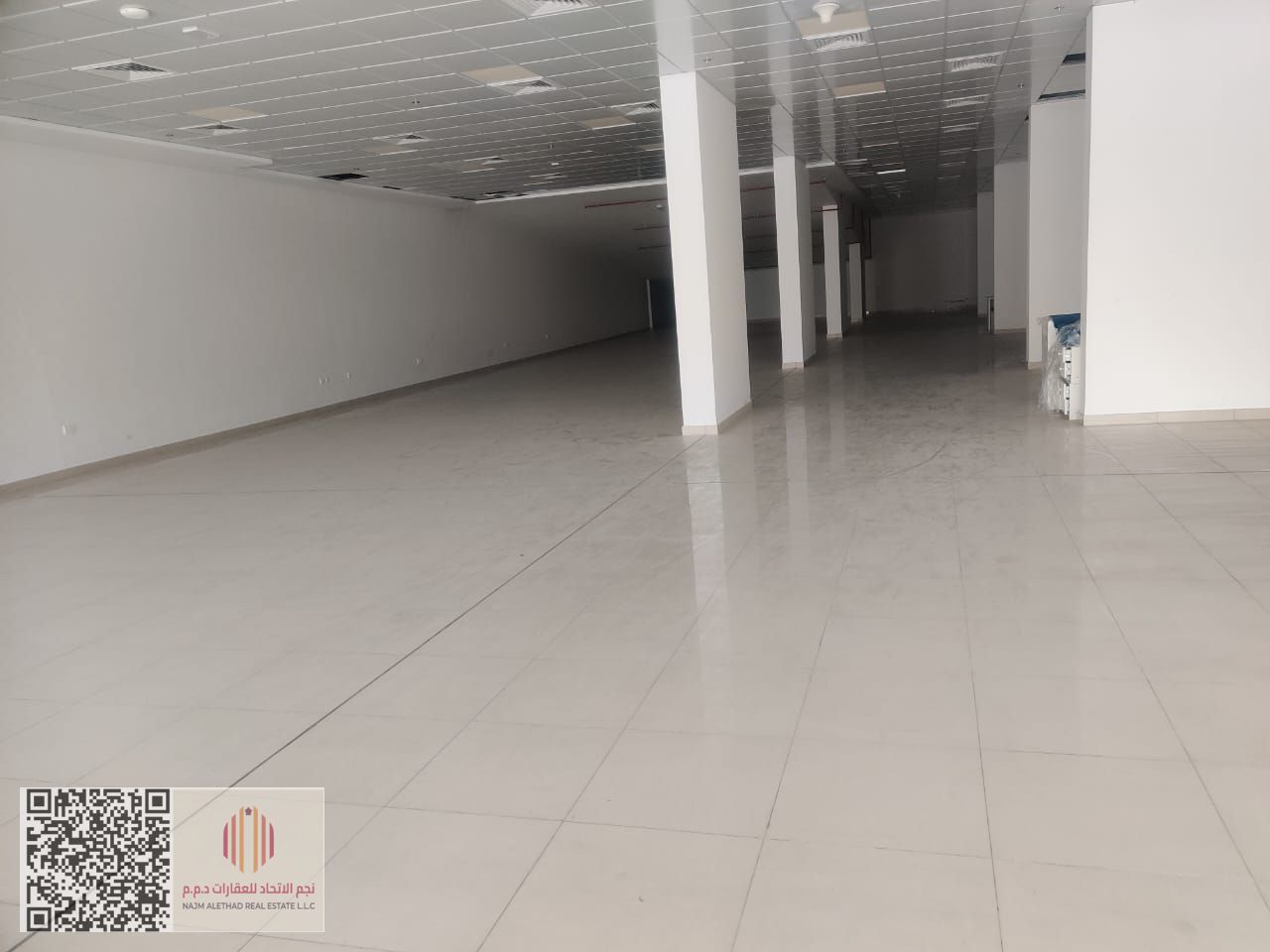 Showroom for Annual Rent – Ajman, Al Rashidiya 1 A highly distinguished showroom is available for annual rent in Al Rashidiya 1 in Ajman, one of the