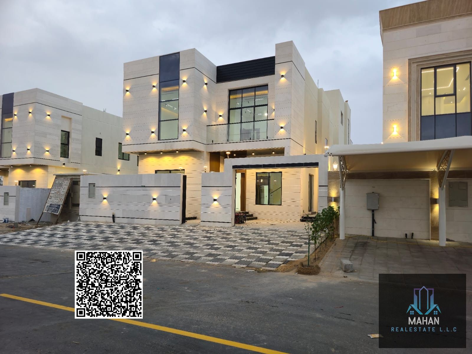 Luxury Villa for Sale - Super Deluxe Finishing Take advantage of this opportunity to own your dream villa in Al Helio