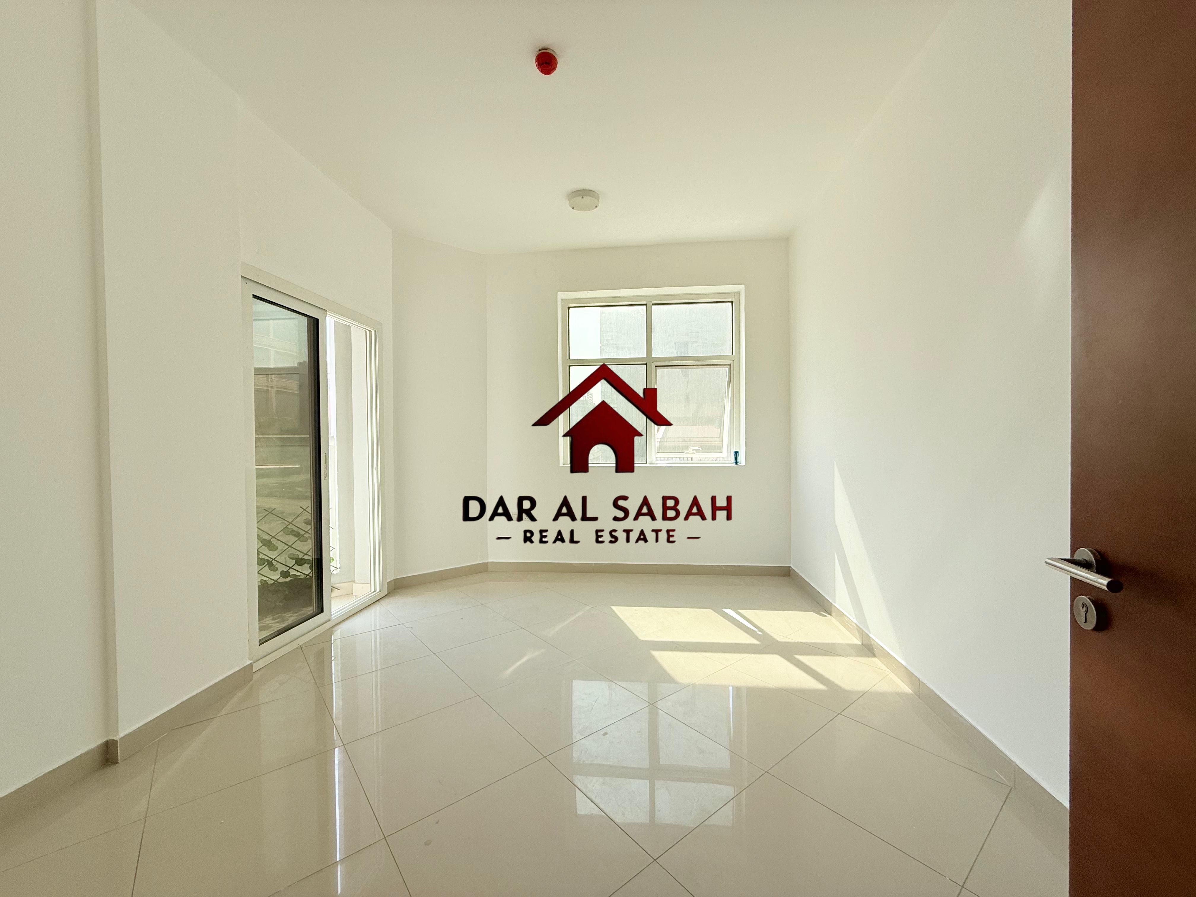 opne view | with balcony | Ready to move | Easy assess to dubai !