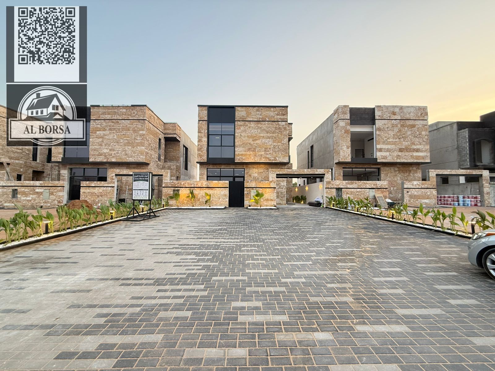 For rent in Al Zahia: a villa with 5 master bedrooms, a majlis, a living room, a maid's room, and a spacious kitchen.