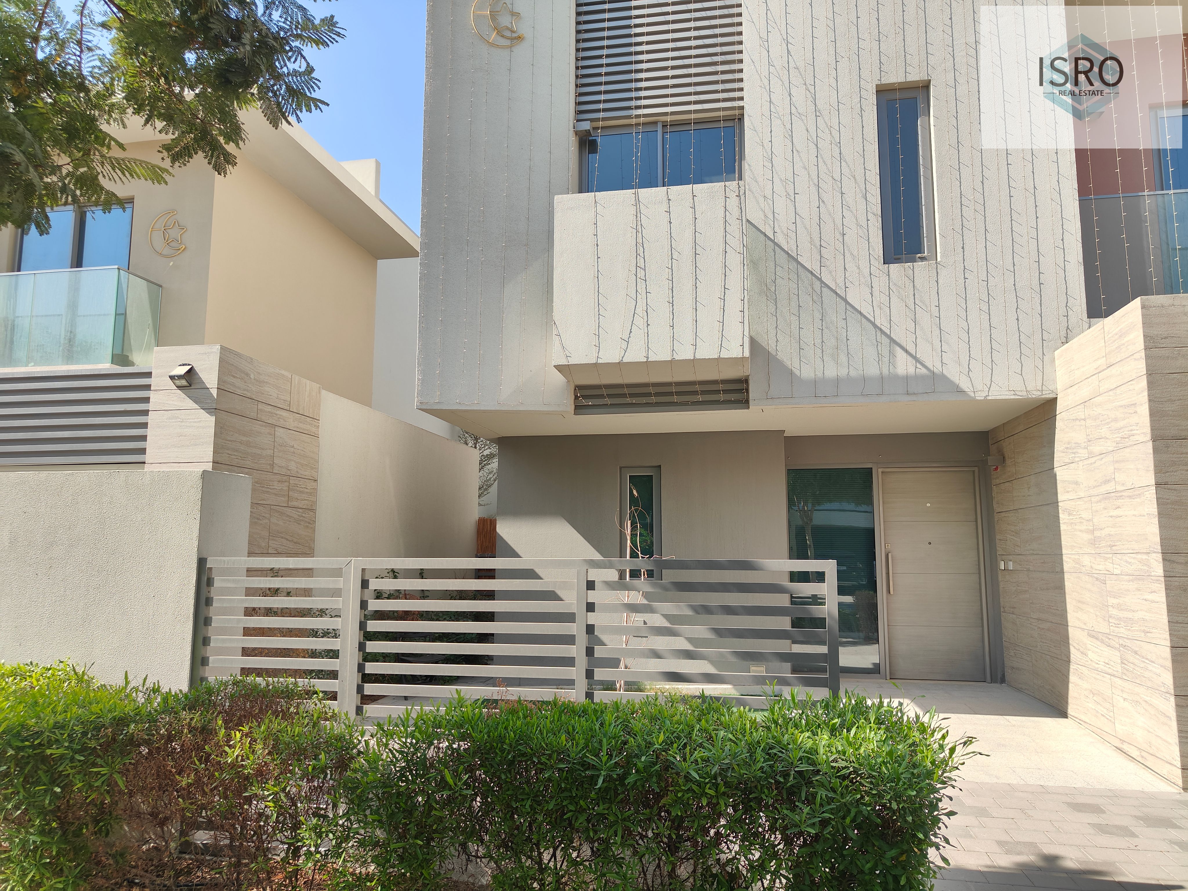 Ready||courtyard villa||full privacy garden||