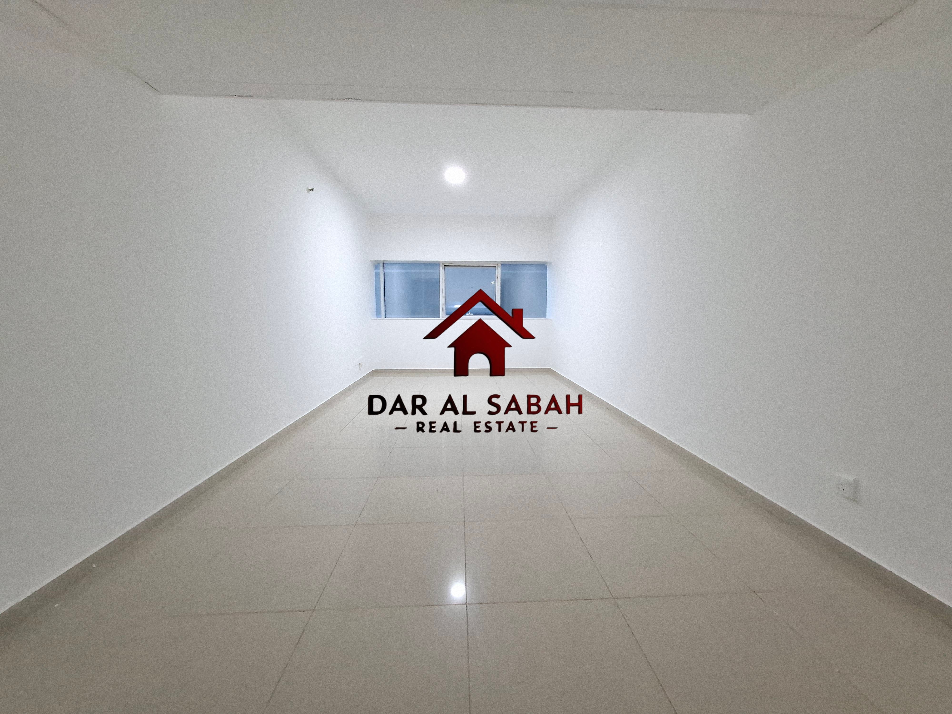 SPACIOUS STUDIO 1MONTH FREE DUBAI SHARJAH BORDER WALKING DISTANCE DUBAI RTA BUS STOP F22F24