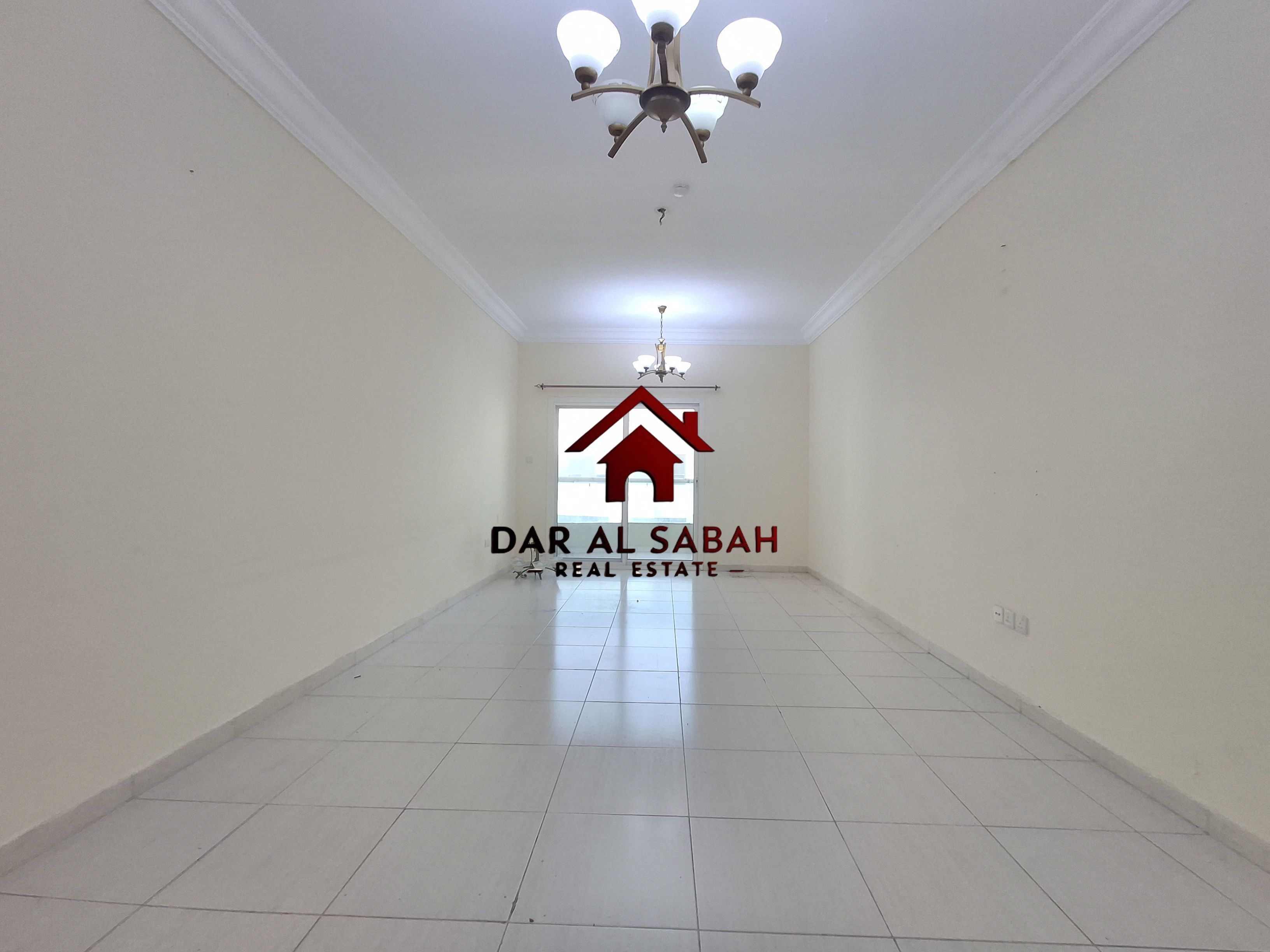 DOUBLE MASTER ROOM FREE PARKING 2BHK 3 BATH AND DINNING AREA