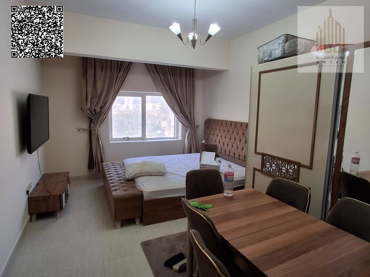Studio Apartment for Sale – Al Amrah Area, Ajman Area: 553 sq ft Total Price: AED 330,000 Down Payment: AED 243,000 Monthly Installments: AED 3,50