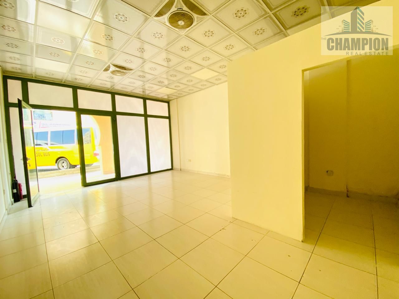 SHOP FOR RENT | PANTRY | WASHROOM