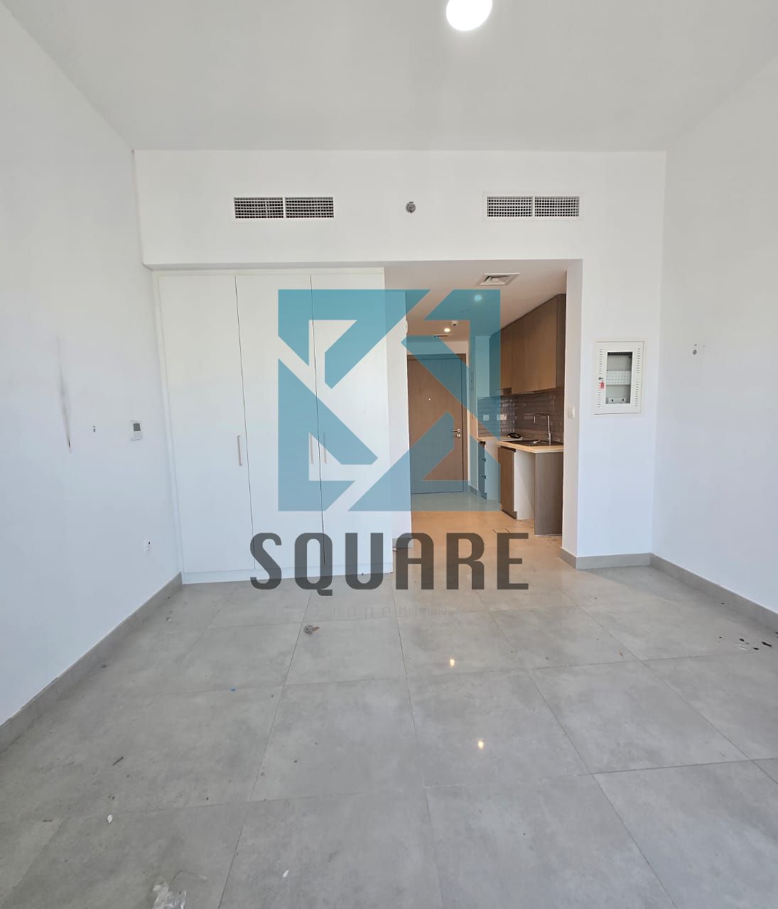 LUXURY STUDIO -READY TO MOVE - BOLEVARD VIEW