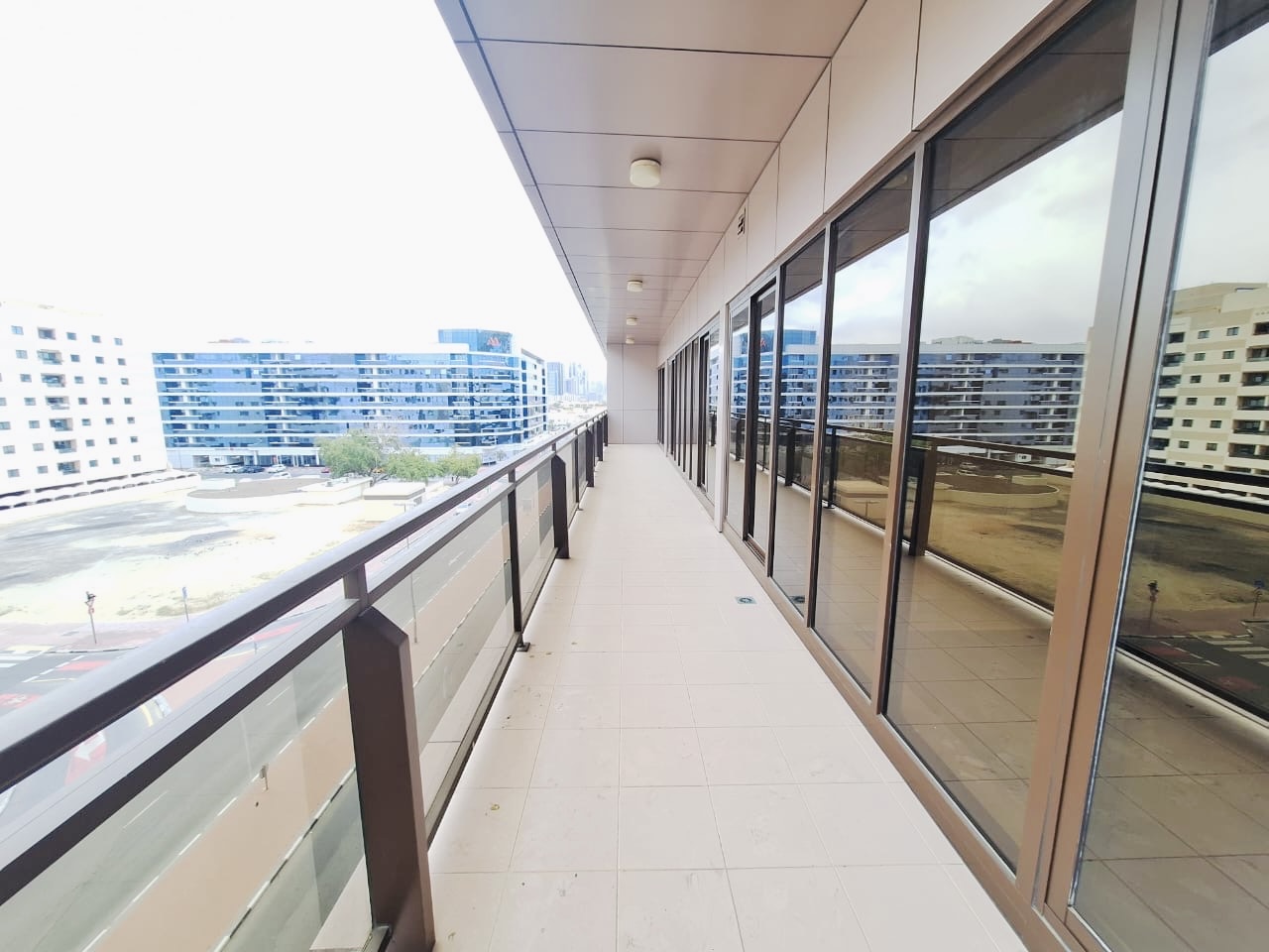 0% Commission || 3BHK + Maids || Hug Balcony || All Amenities