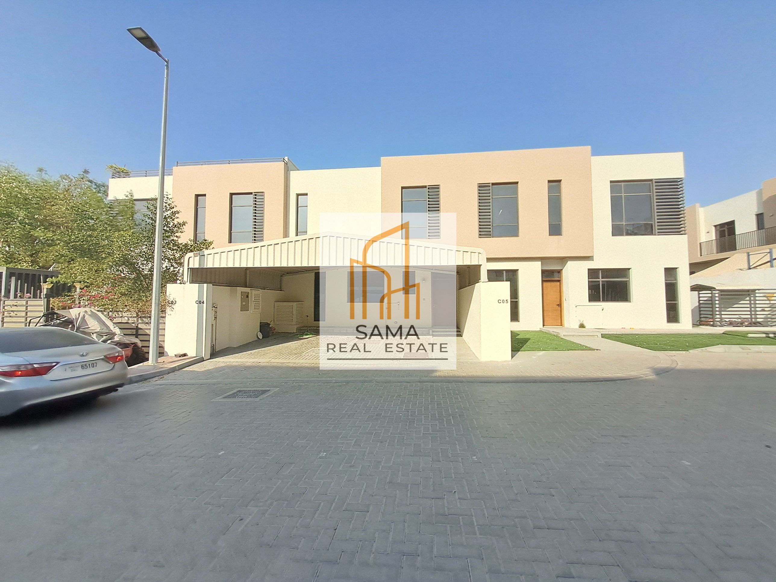 Very Affordable Price|| Spacious 3 Bedrooms Villa || With Balconies || 4 Washrooms + Maid Room ||