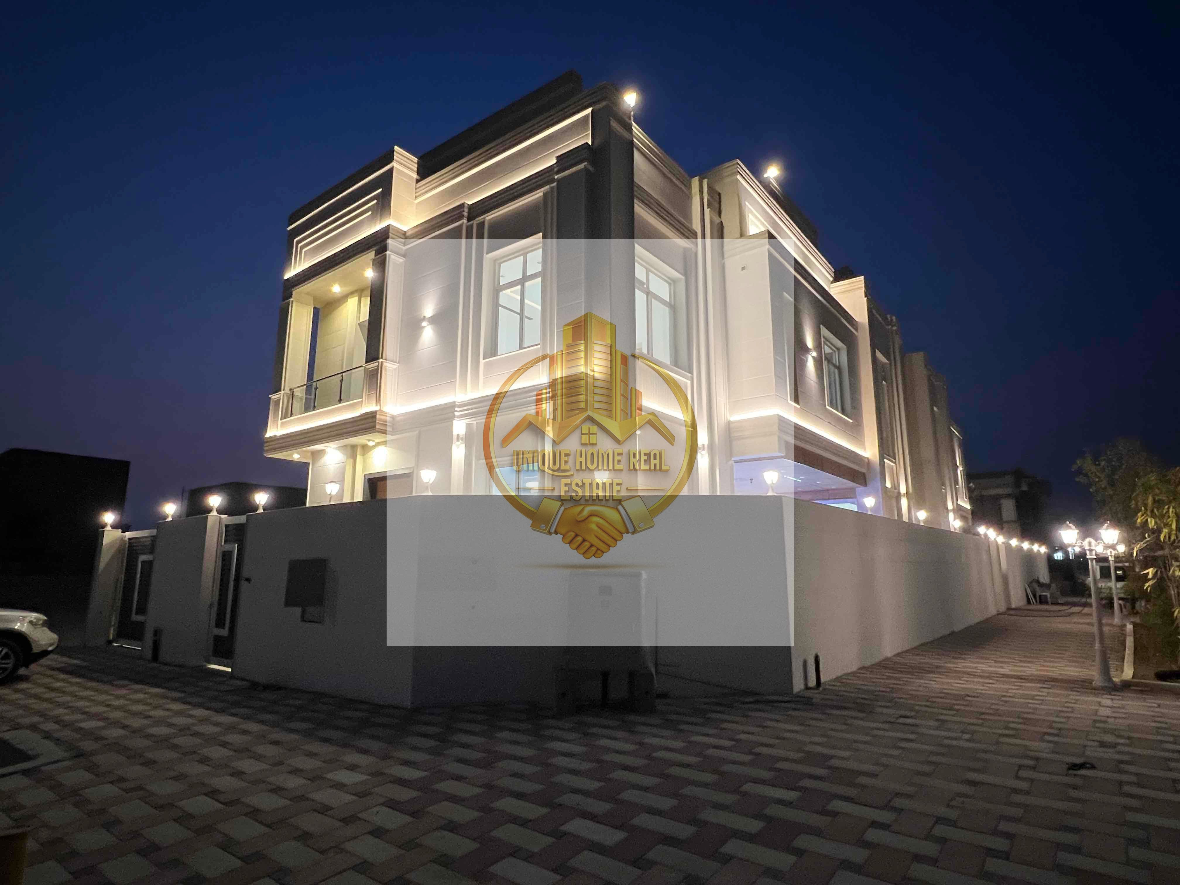5 Bedrooms with swimming pool corner villa
