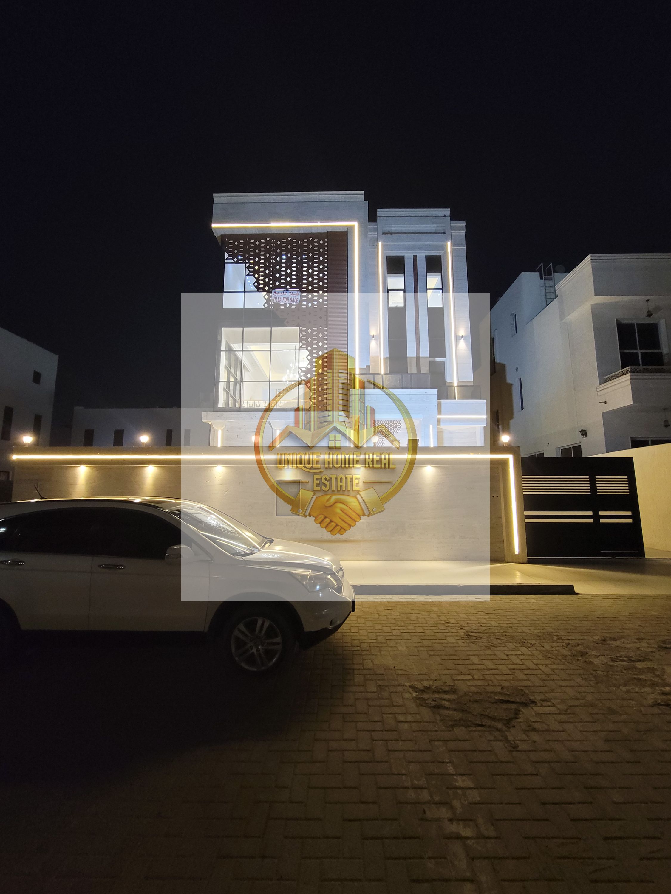 Luxury! Designer 6 Master Bedroom Villa For Sale In Al Alia, Ajman - Prime Location - Swimming pool