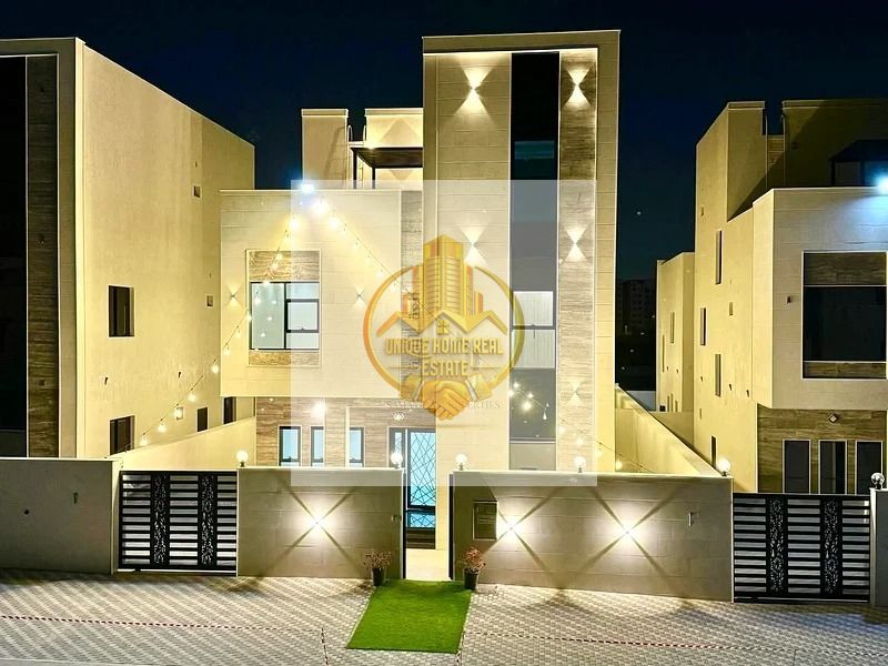 A unique opportunity~ Semi Furnished 6 Master Bedrooms + Roof + Maid Room ~ Curtains Installed ~ Kitchen Fully Equipped ~ Perfect for Family