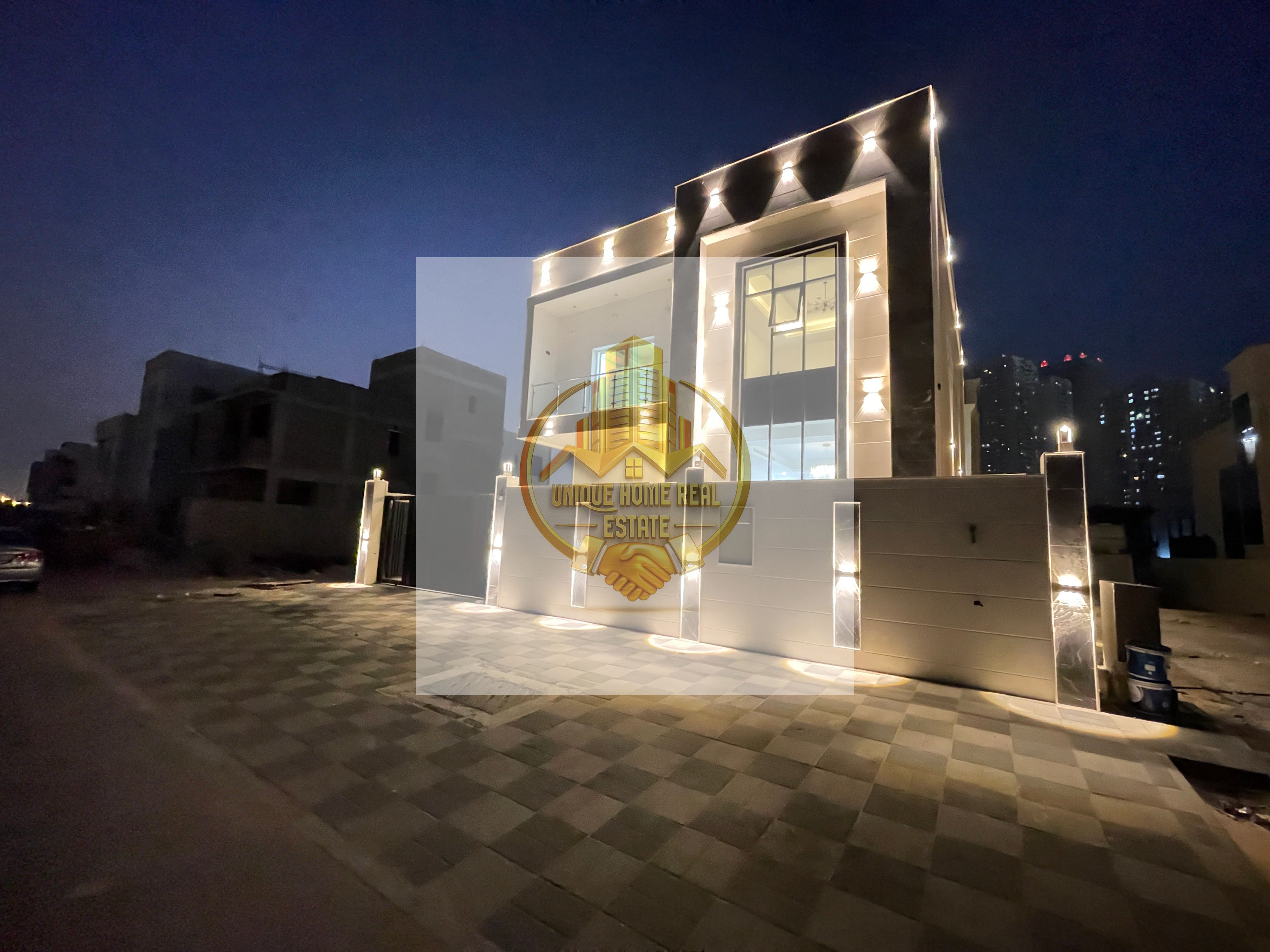 SPACIOUS 5-BEDROOMS VILLA FOR SALE | ELECTRICITY AND WATER INCLUDED | SIKKA CORNER PLOT