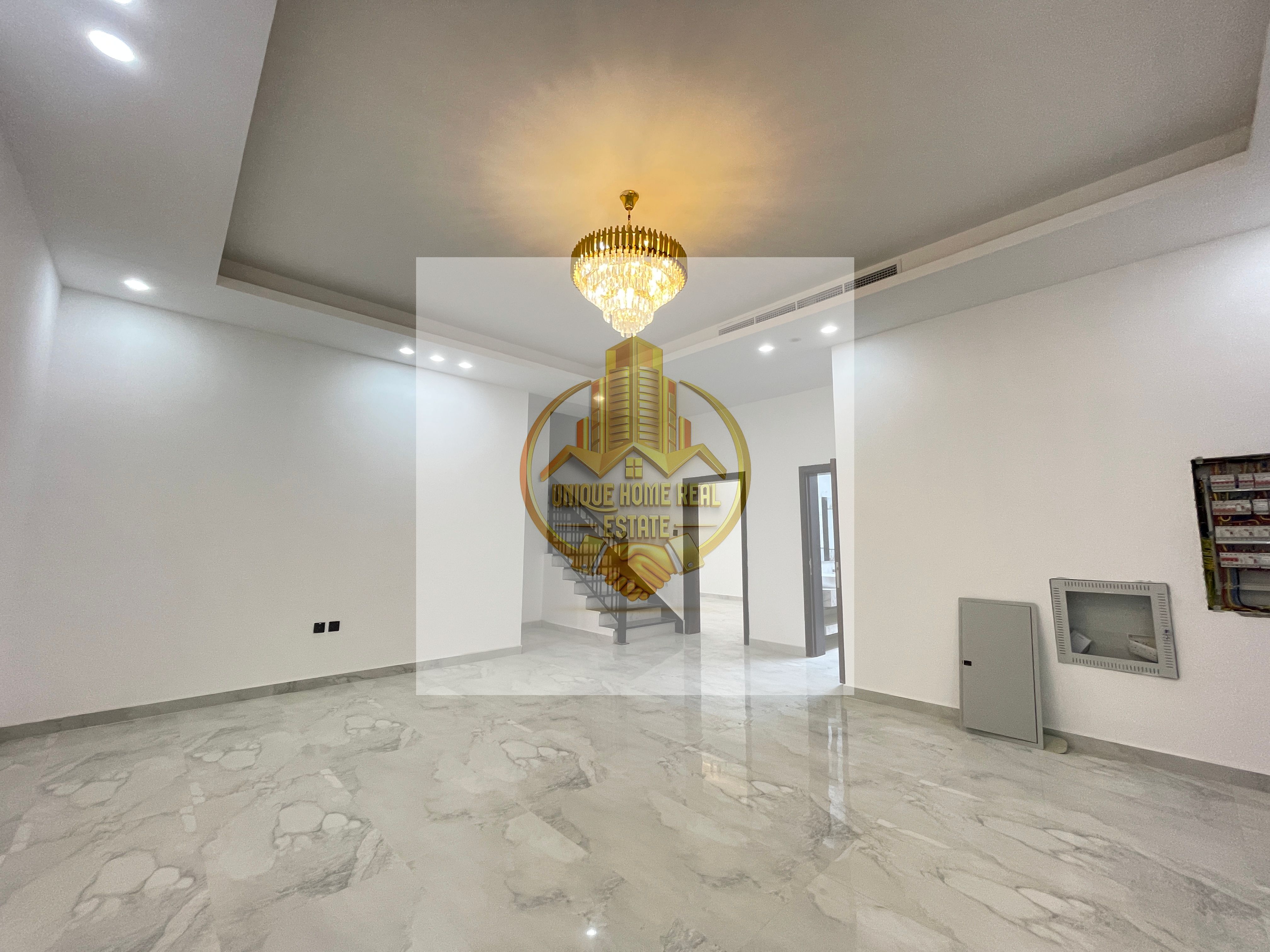 MIND BLOWING 5-BEDROOMS VILLA FOR SALE | ELECTRICITY AND WATER INCLUDED | SIKKA CORNER PLOT
