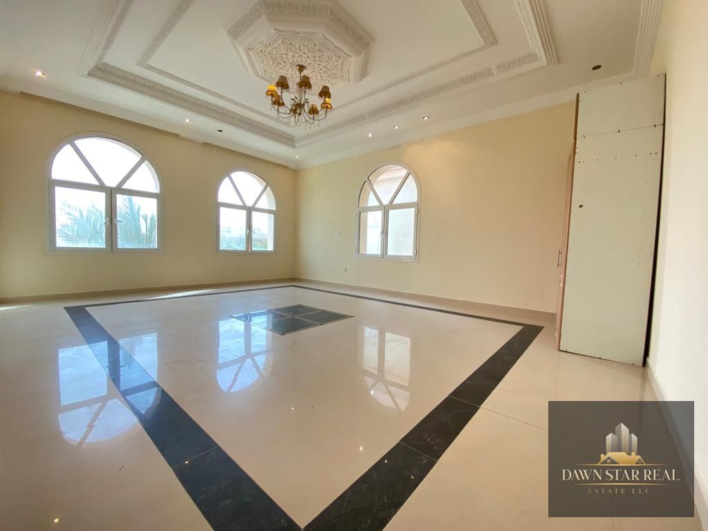 Excellent Sunny 1 Bedroom Hall With Separate Kitchen Big Windows Spacious Bath Tub In KCA
