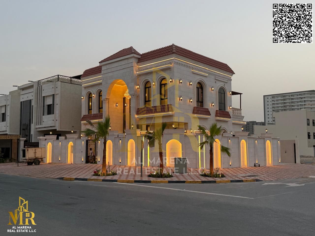 Classic Corner Villa with Palace Design, Spacious Area, Freehold Ownership for All Nationalities. A luxurious corner villa for sale in Al Helio area,