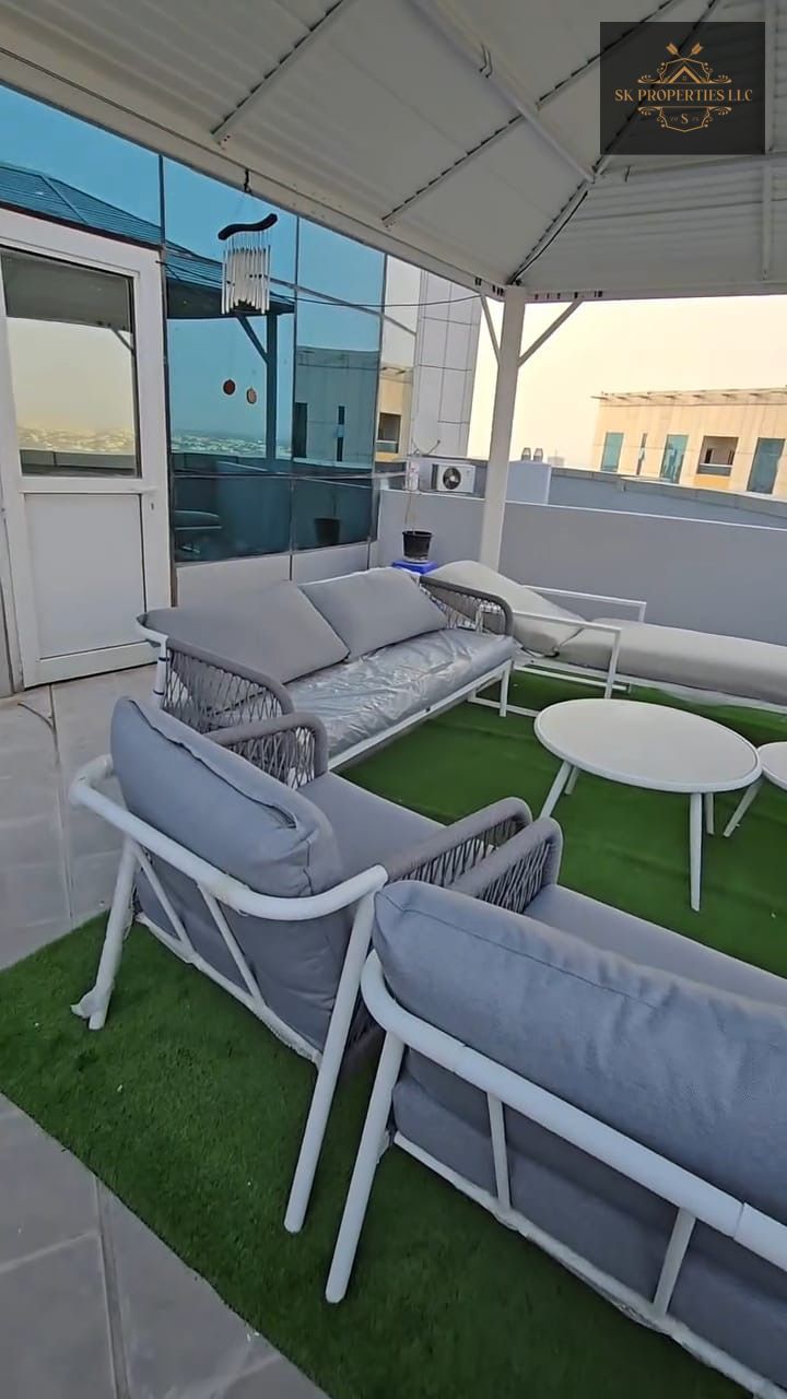 Fully furnished luxurious 2 BHK Apartment Sea View prime location 2 Big size terrace PERGOLA private garden healthy family environment parking
