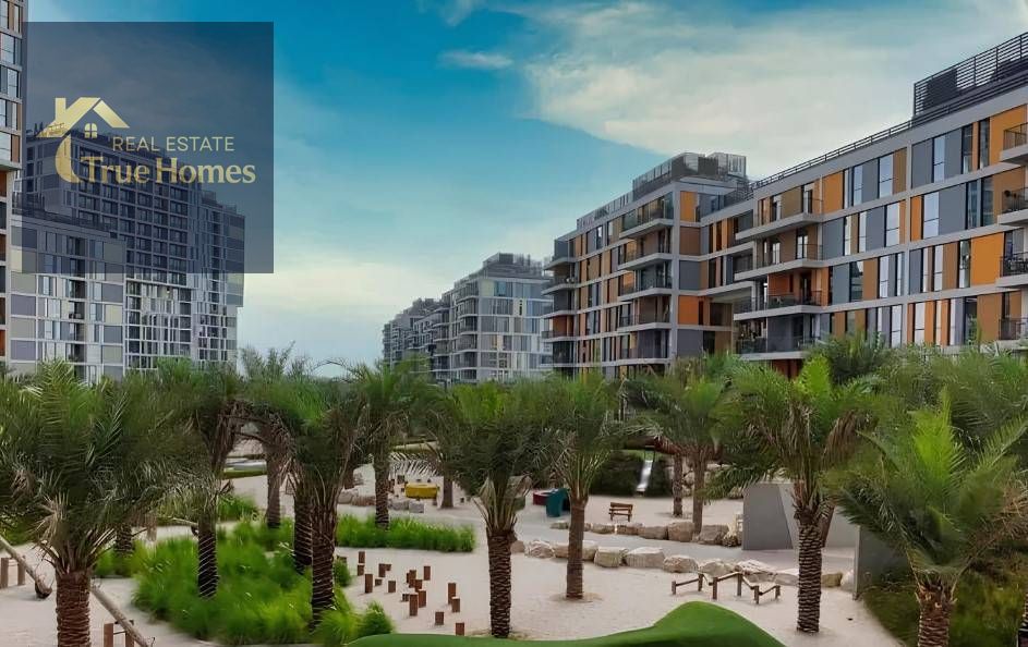 Discover comfortable living in this well-maintained 1-bedroom apartment located in the popular Midtown by Deyaar
