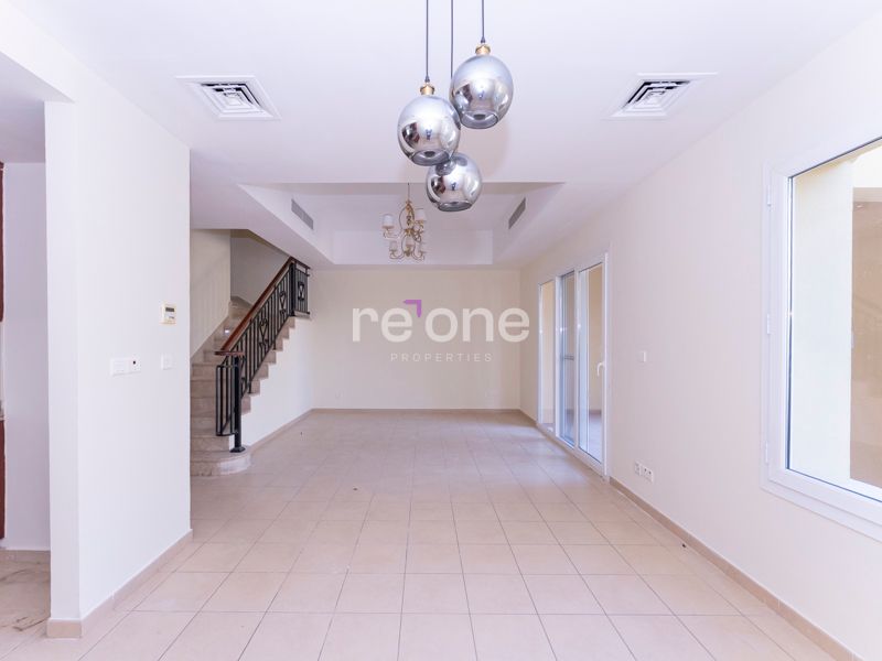 Vacant 2BR Villa in Palmera | Open Kitchen