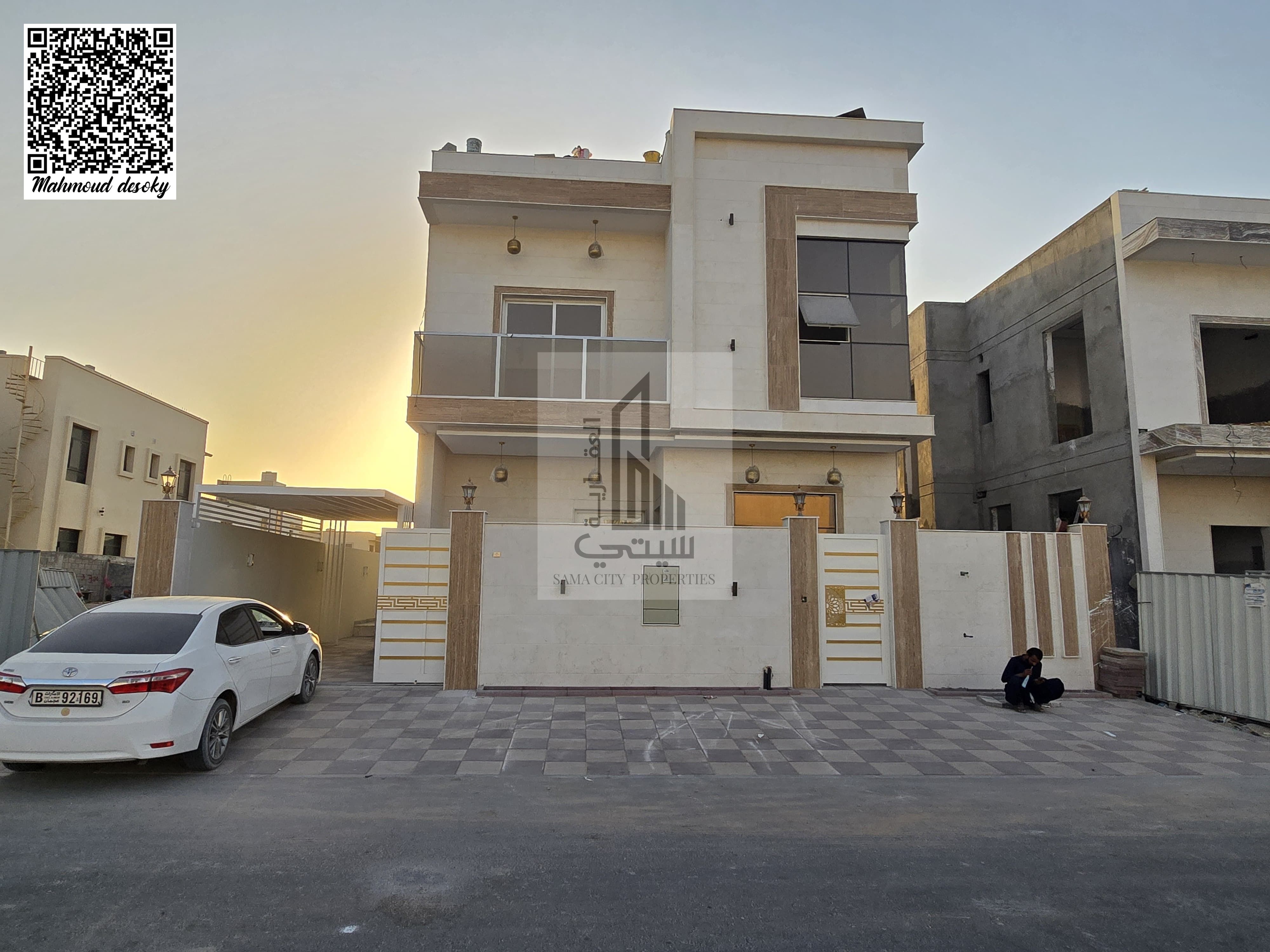 Modern villa with luxurious finishes on a main street Location: Ajman - Al Zahiyah area