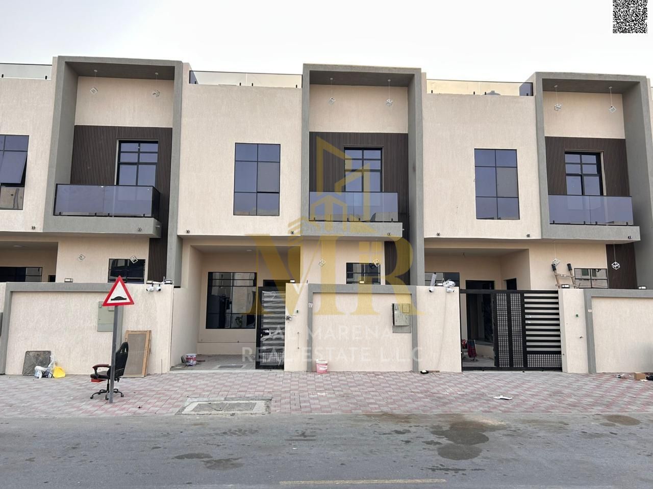 For sale: Two-story villa with a rooftop terrace, luxuriously designed and ready to move in, close to all amenities in the Al Zahia area. Freehold own