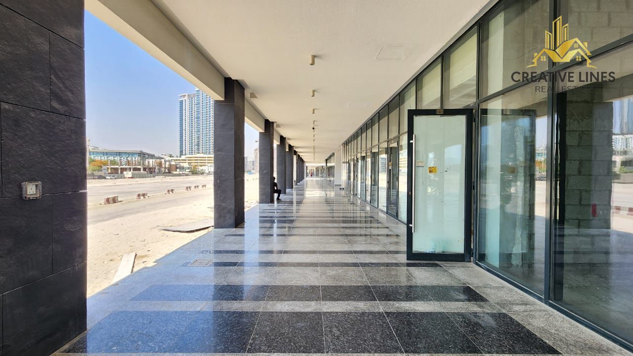 Shell and core prime location lagoonside retail available for rent