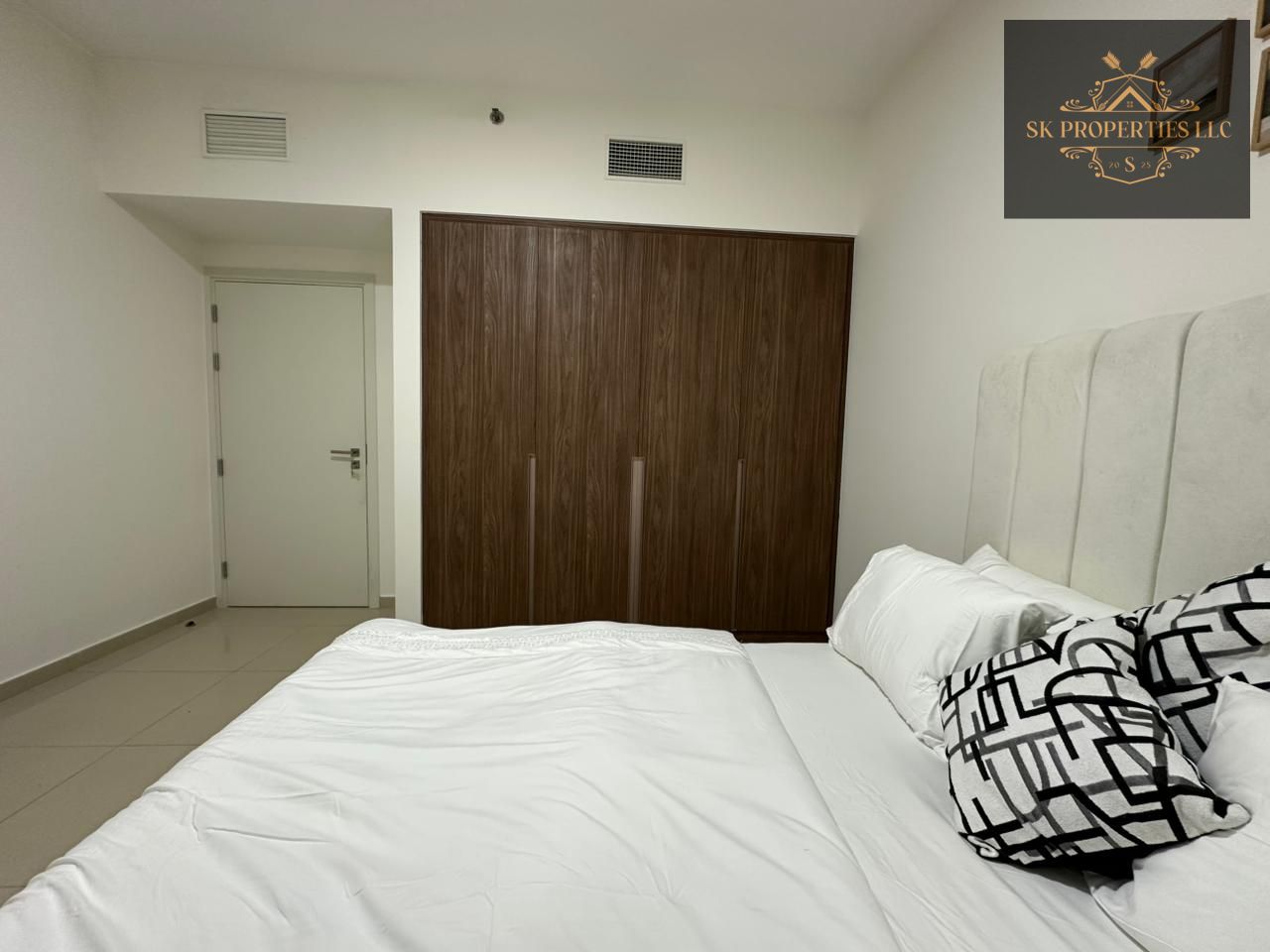 Luxury Fully Furnished 1BHK for Rent in Uptown Al Zahia, Muweilah Sharjah | Premium Living | 870 Sqft | All Amenities Included