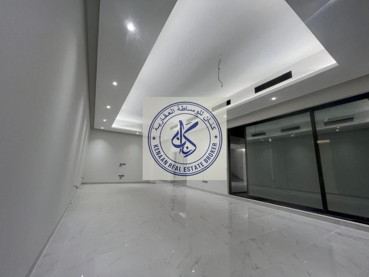 Brand new villa in alathba 5 bedroom and big hall and kitchen