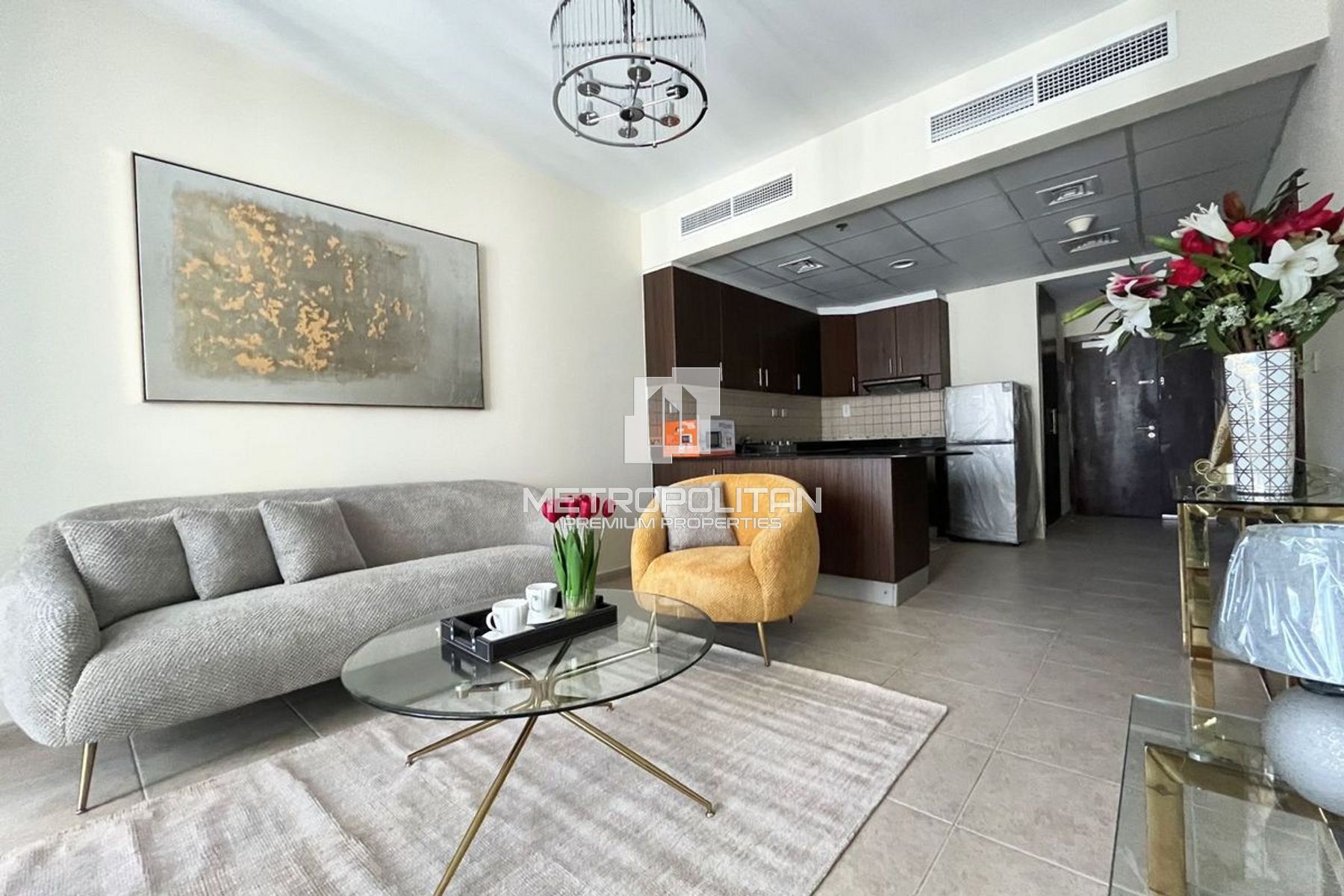 Closed to Tram | Furnished | Higher Floor
