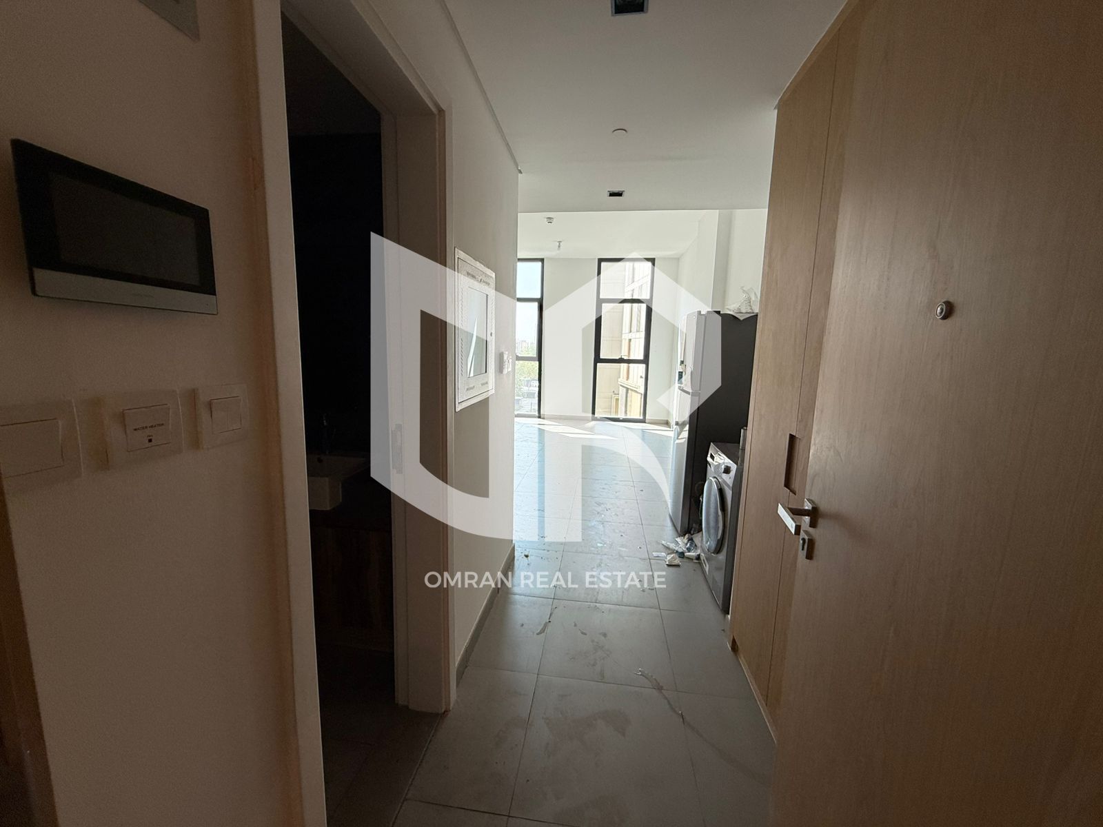 Elegant studio apartment, ready for occupancy or investment, in one of the most prestigious residential projects in Al Mamsha. Spacious and reasonably