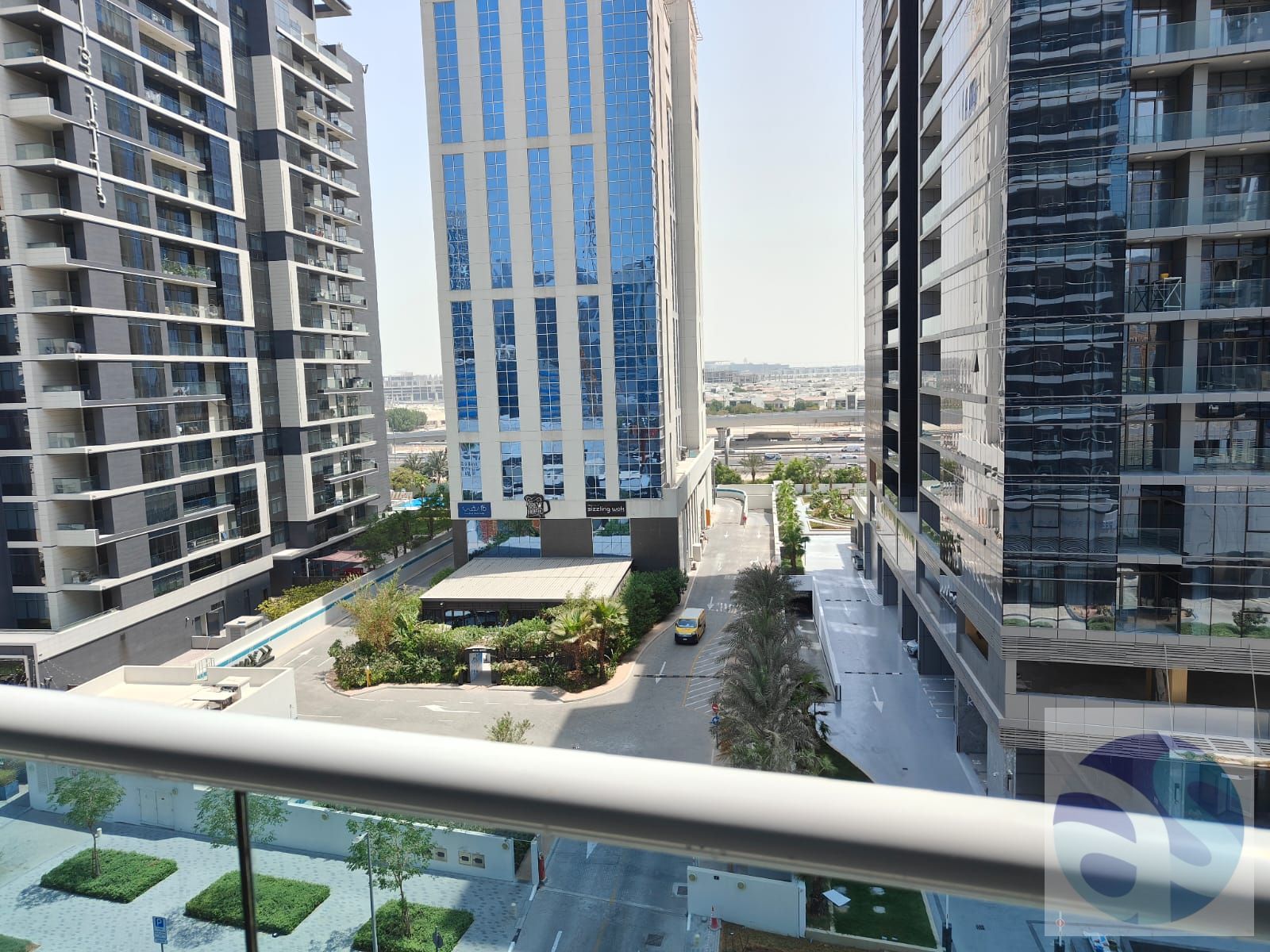 Fully Furnished Studio with Balcony – Safeer Tower 2, Business Bay | Monthly Rent
