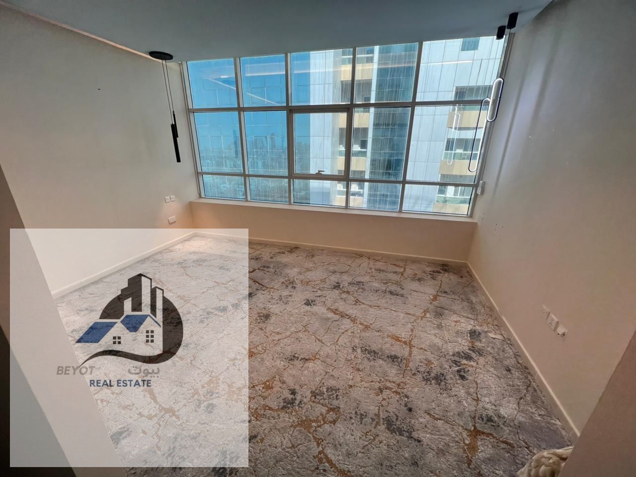 For Rent in Ajman – 1 Bedroom Hall Apartment Location: Ornate Towers, Al Mina Street – Prime area close to all essential services Apartment Features: