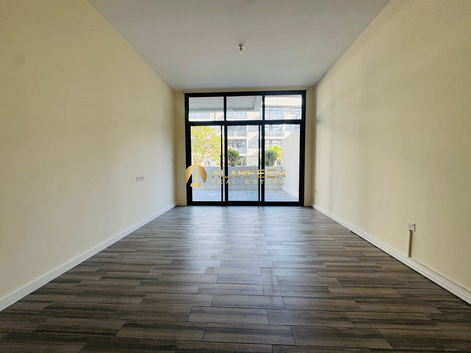 High End | Direct Access Pool | Specious