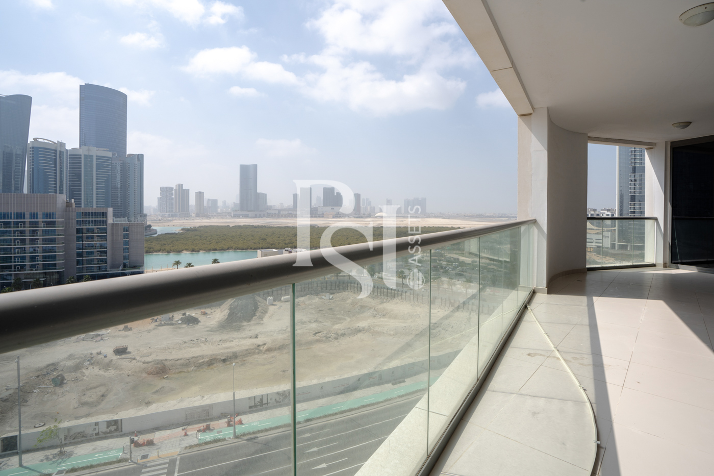 Maid's Room | Balcony | Prime Location