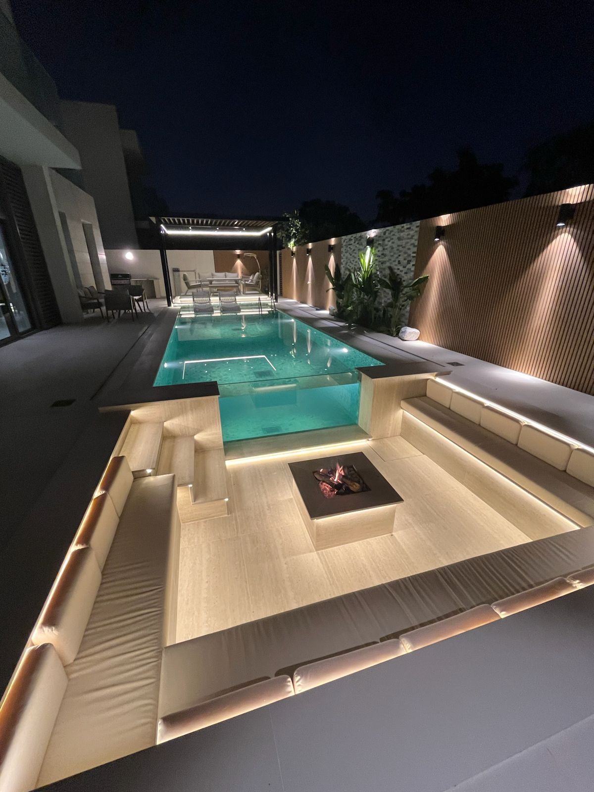4Bed Villa with Maid & Driver Room | Private Pool |Mar 15 available