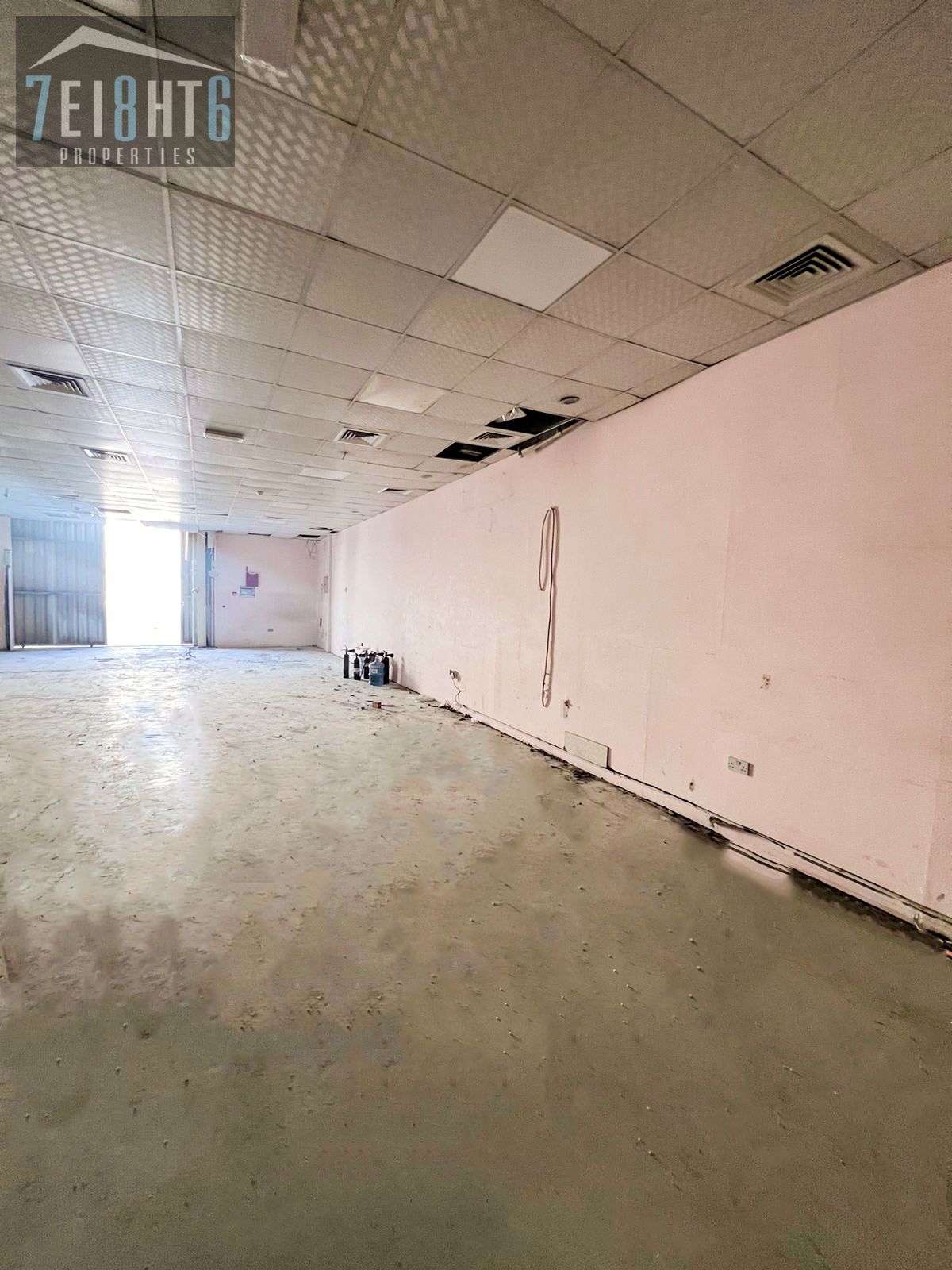 Vastu Compliant || Easy access || Warehouse for rent in DIP