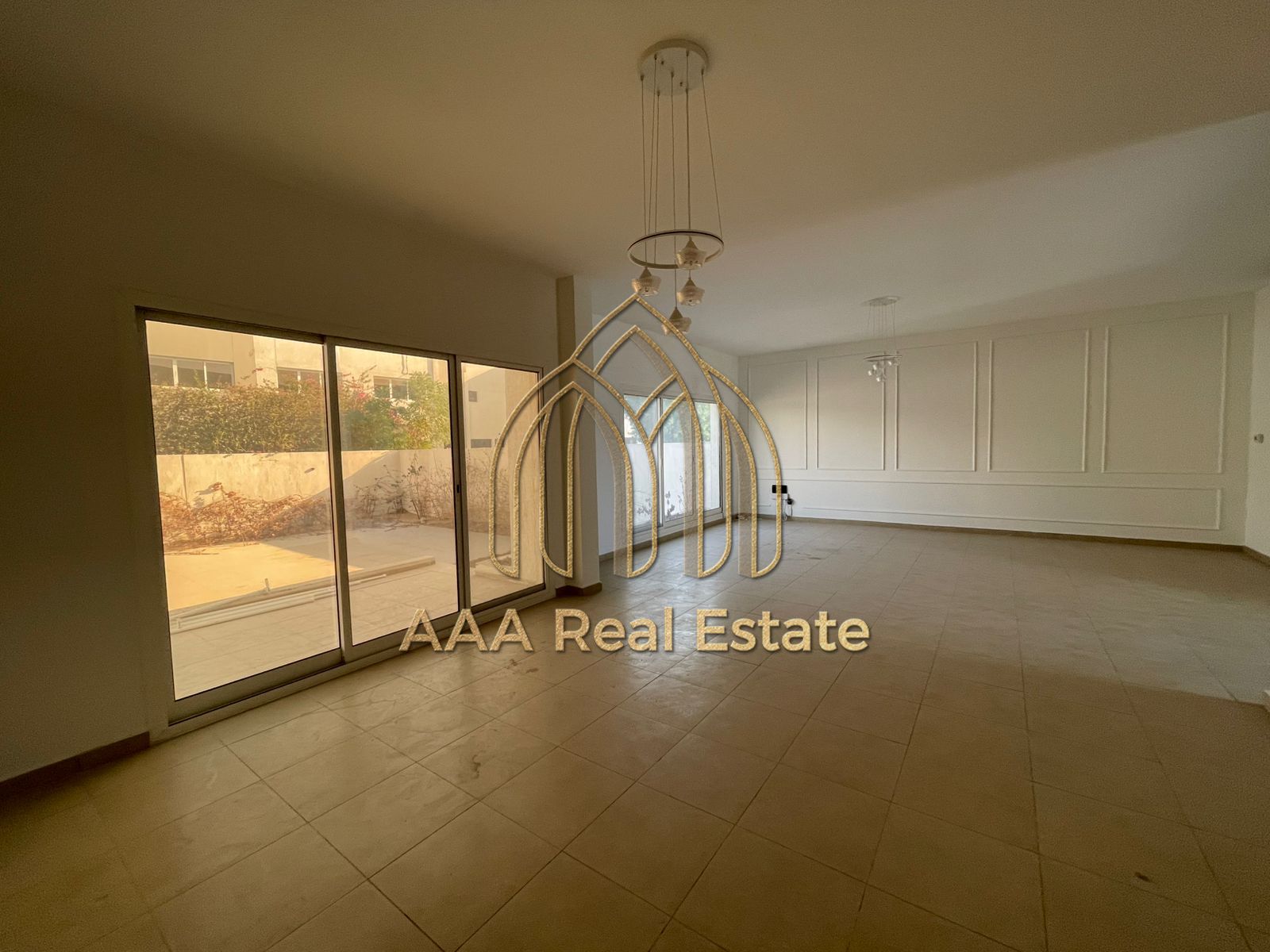 COMPOUND VILLA | PRIME LOCATION | SPACIOUS