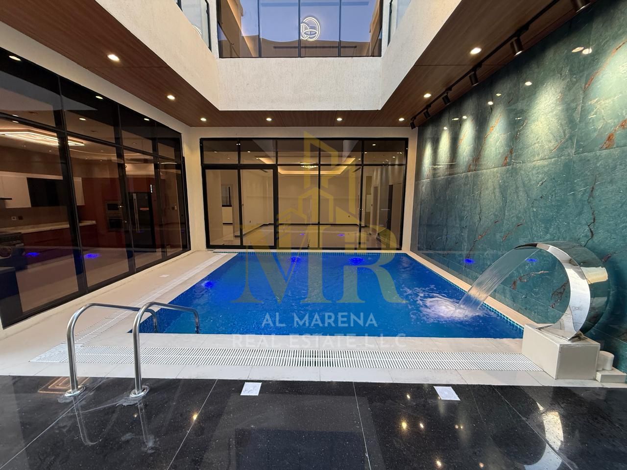 Own your dream villa with an all-inclusive price and invest in a luxurious villa in the heart of Al-Hilweh!