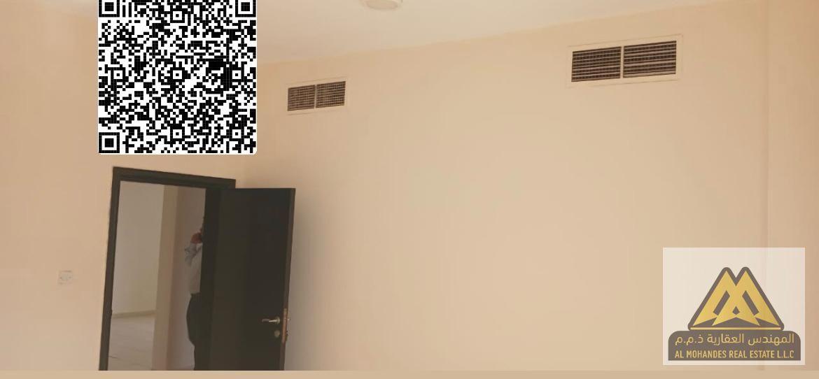 prime location close to all services For Rent: 2-Bedroom Apartment with Living Room in Al Naeemia – King Faisal Street