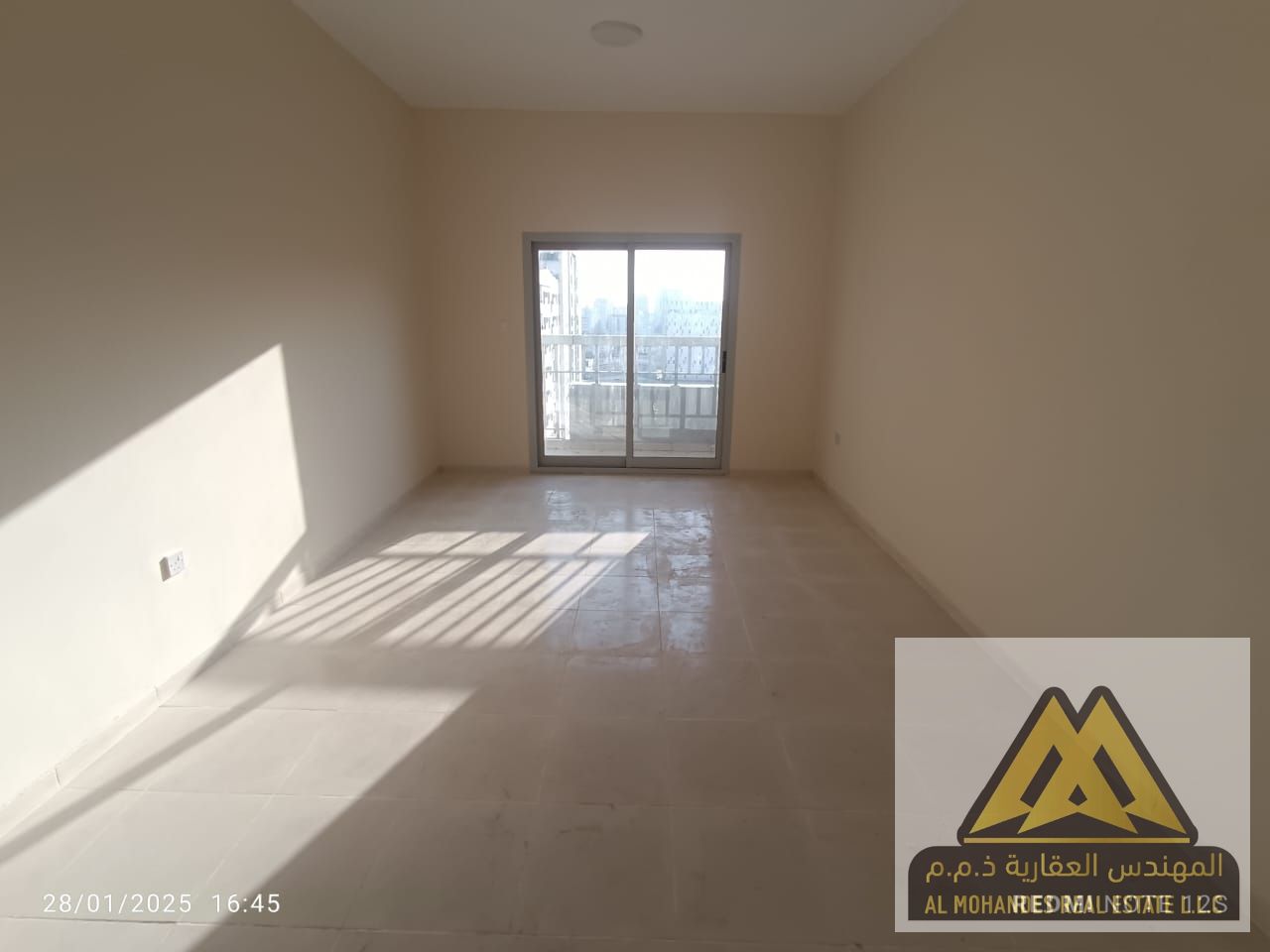 Very large area | 6 installments and a security deposit | Balcony with an open view