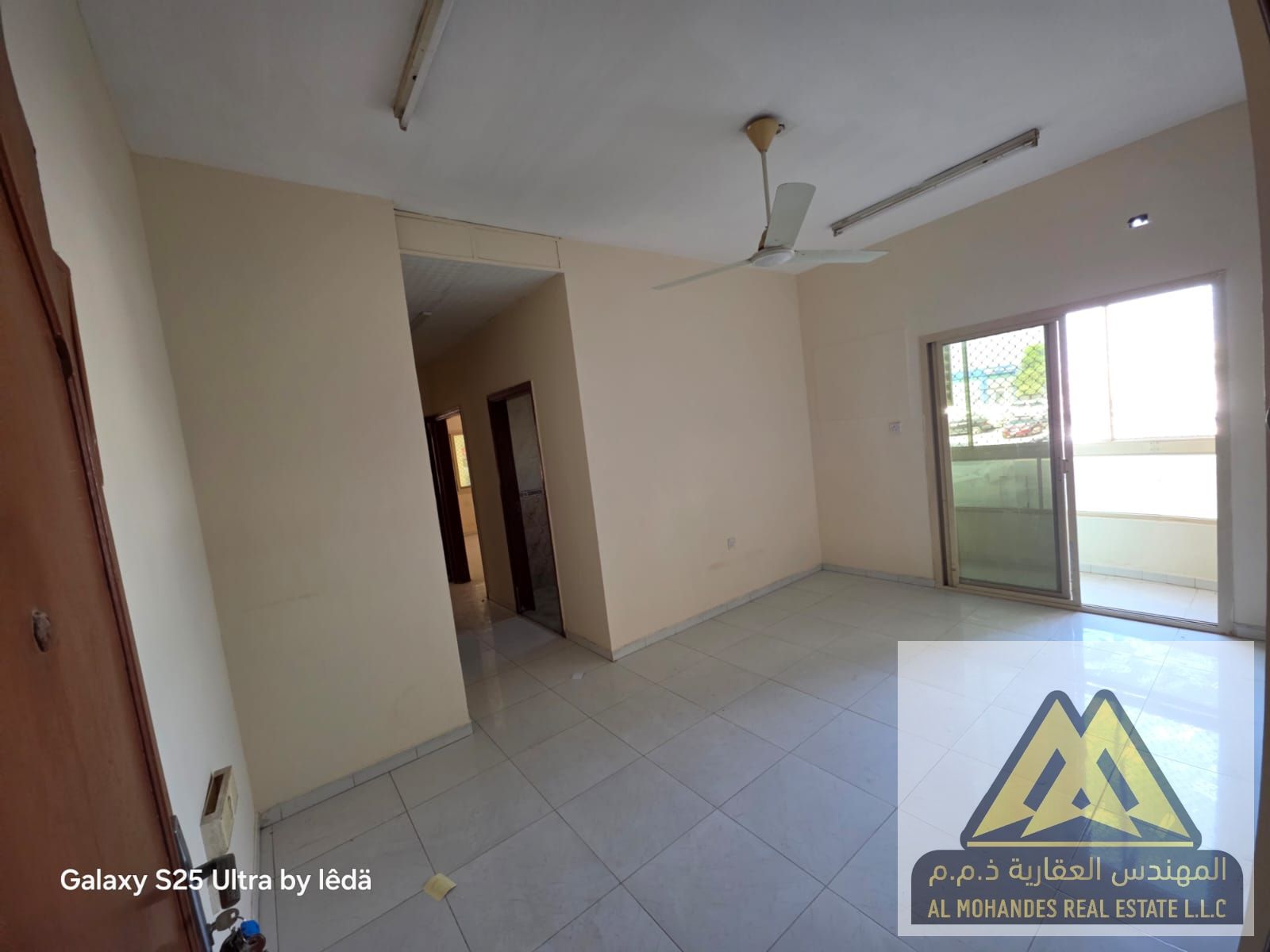 Ground Floor – Spacious Lay out Features: 2 bedrooms and a living room