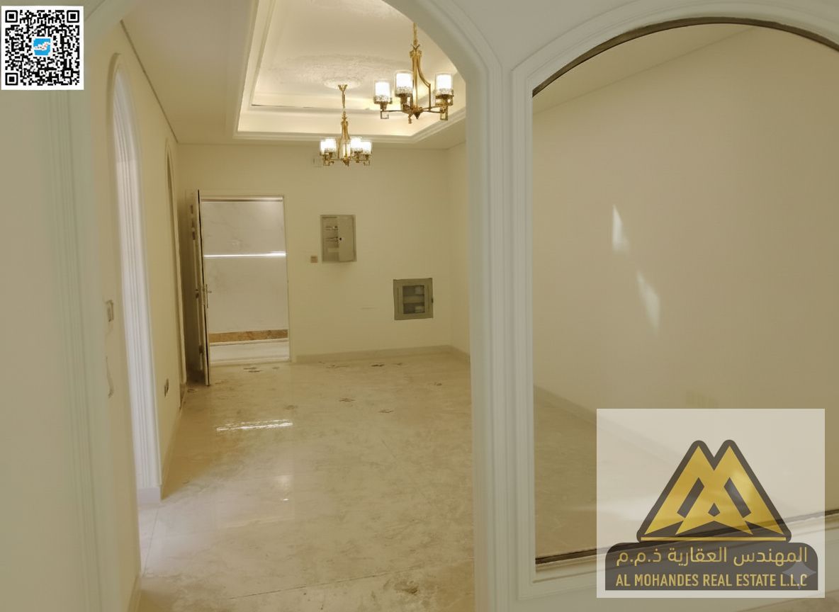 First tenant | Good location | Spacious | Air conditioning | Built-in Wardrobes