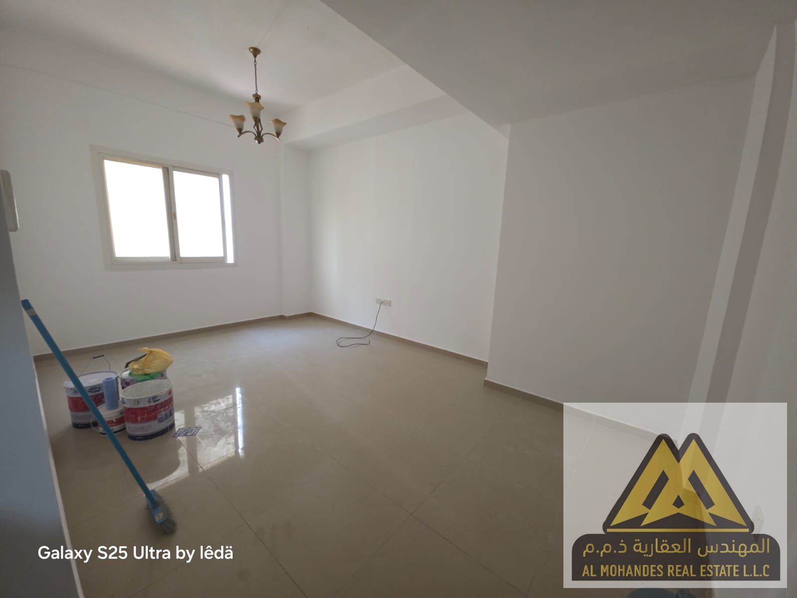 Ideal apartment for individuals or couples seeking comfort in a convenient location. Situated in the prestigious Al Jurf area