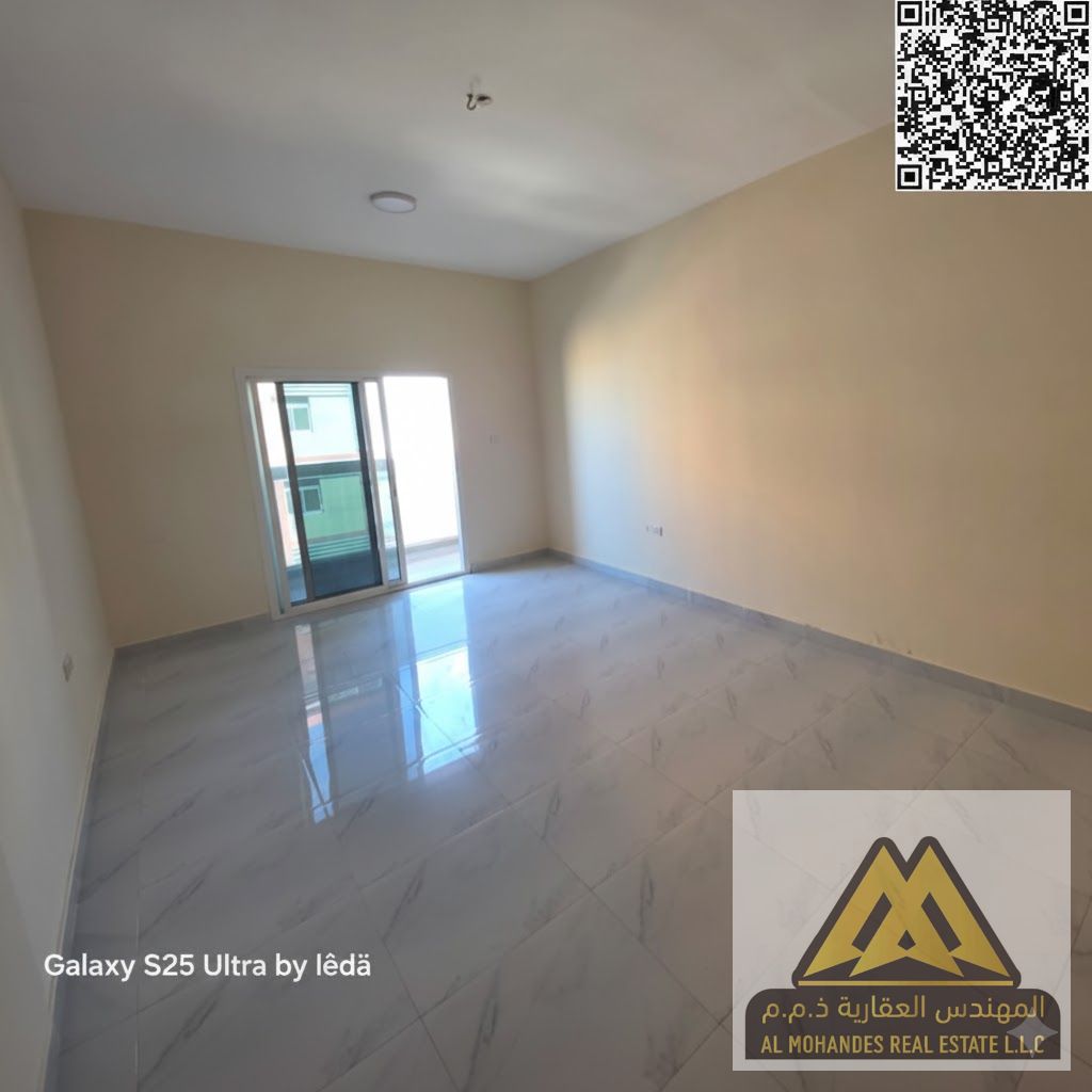 Very large area | Distinctive building | Family residence only | Balcony with an open view